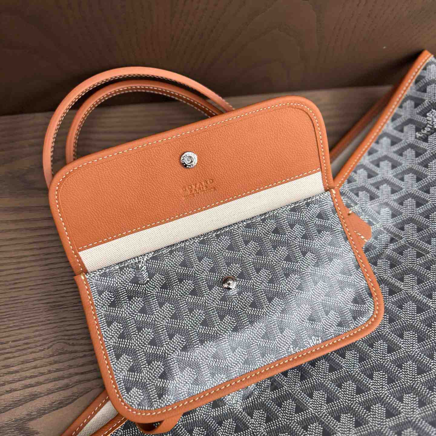 Goyard Saint Louis PM Tote Bag - FashionPlug