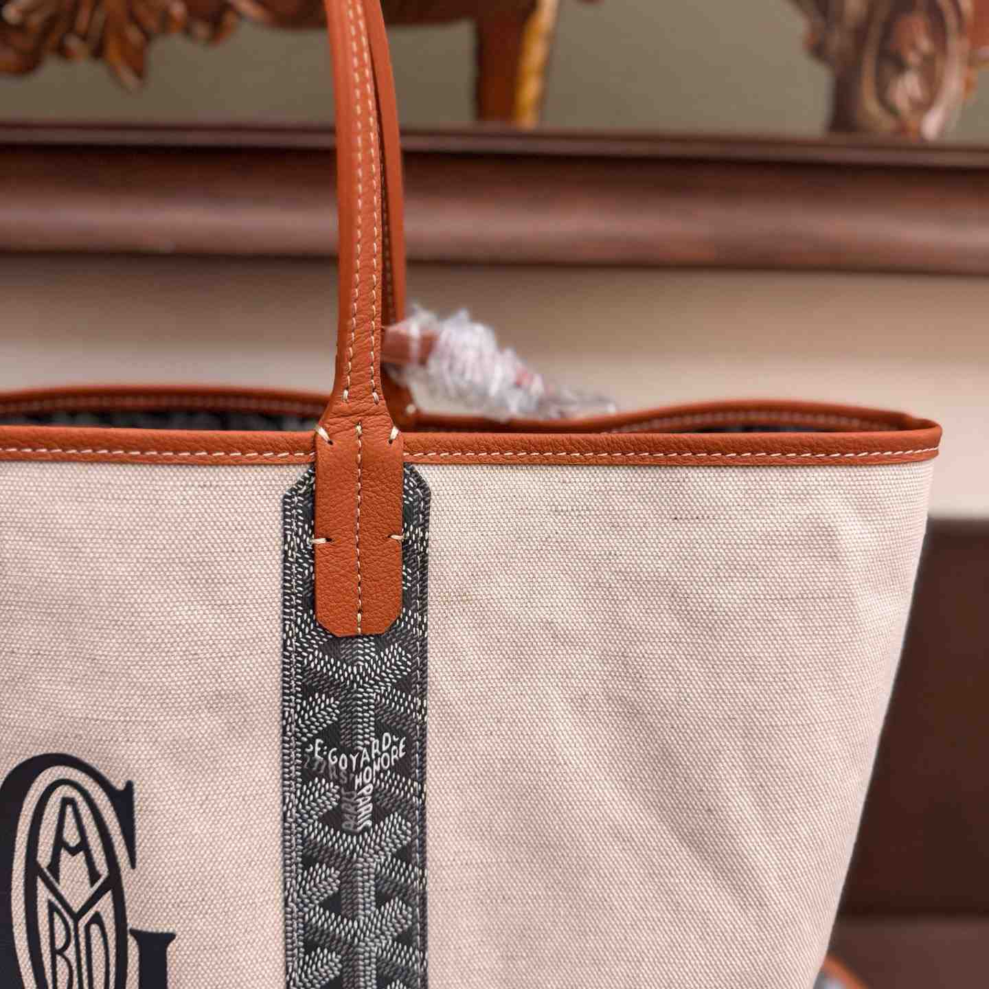 Goyard Saint Louis PM Tote Bag - FashionPlug