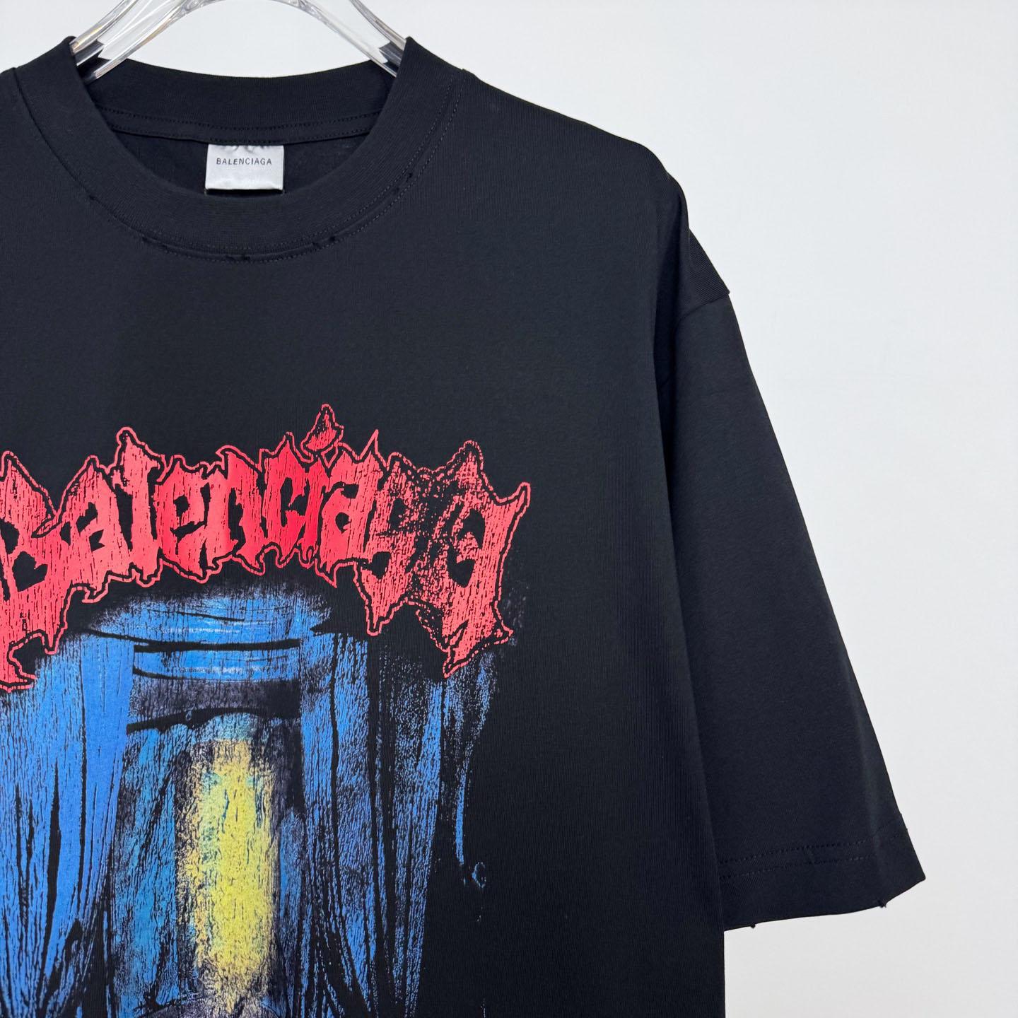 Balenciaga Salon De Couture Medium Fit T-shirt In Black - FashionPlug