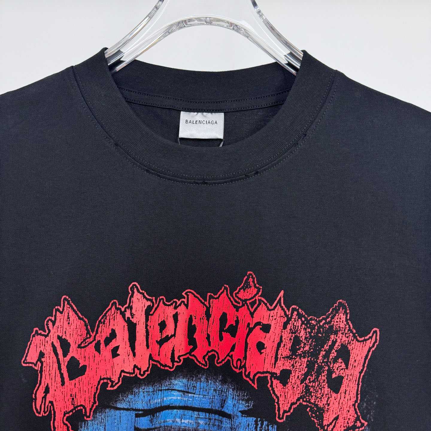 Balenciaga Salon De Couture Medium Fit T-shirt In Black - FashionPlug