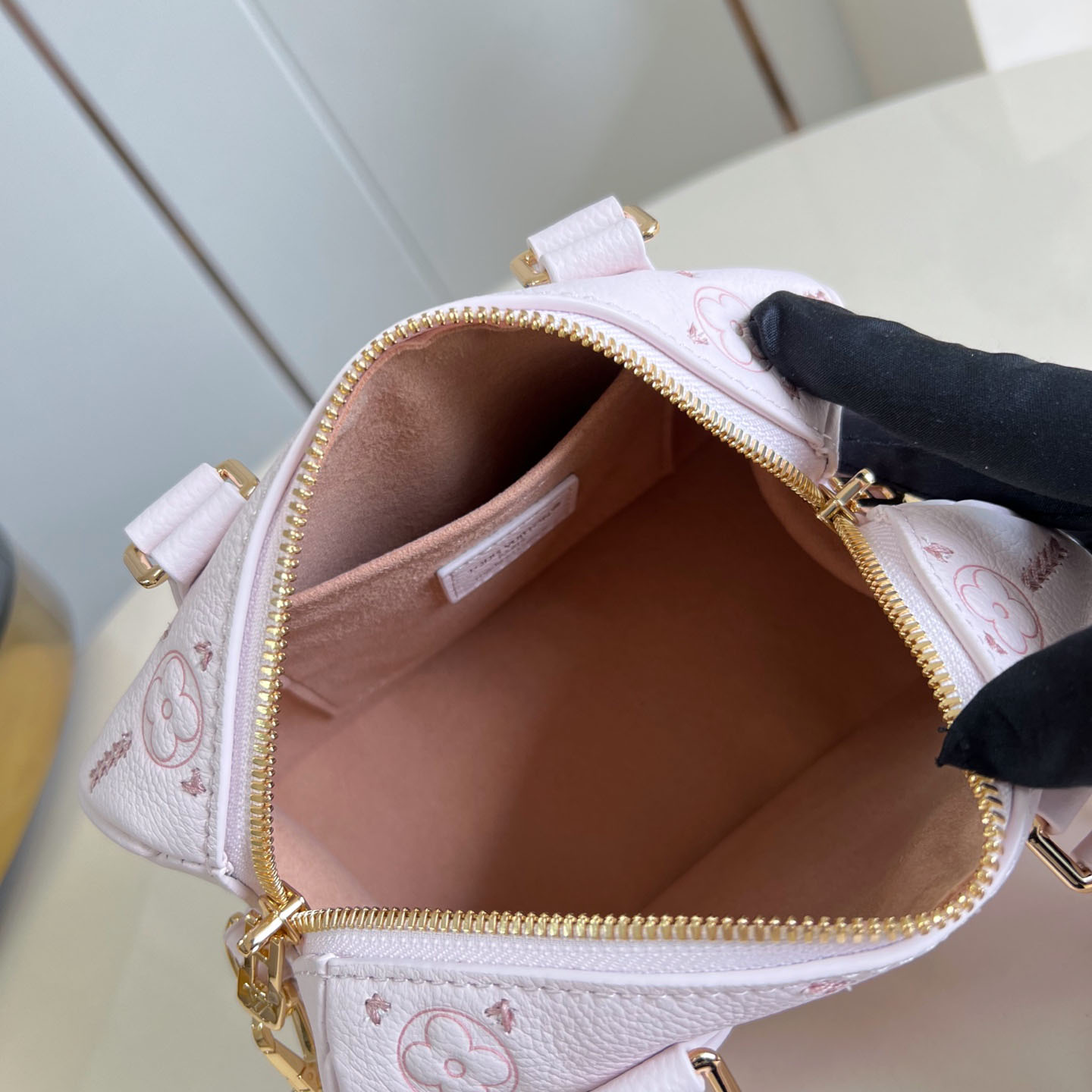 Louis Vuitton Speedy Bandouliere 20 M28529 - FashionPlug