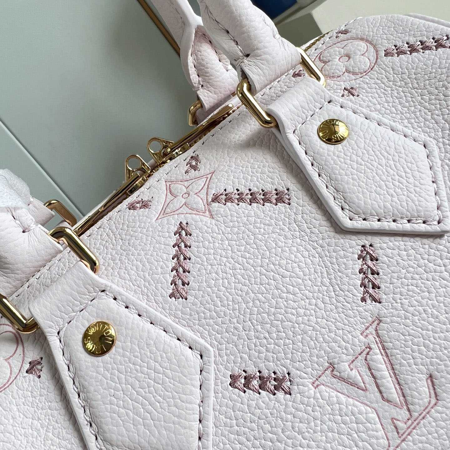 Louis Vuitton Speedy Bandouliere 20 M28529 - FashionPlug