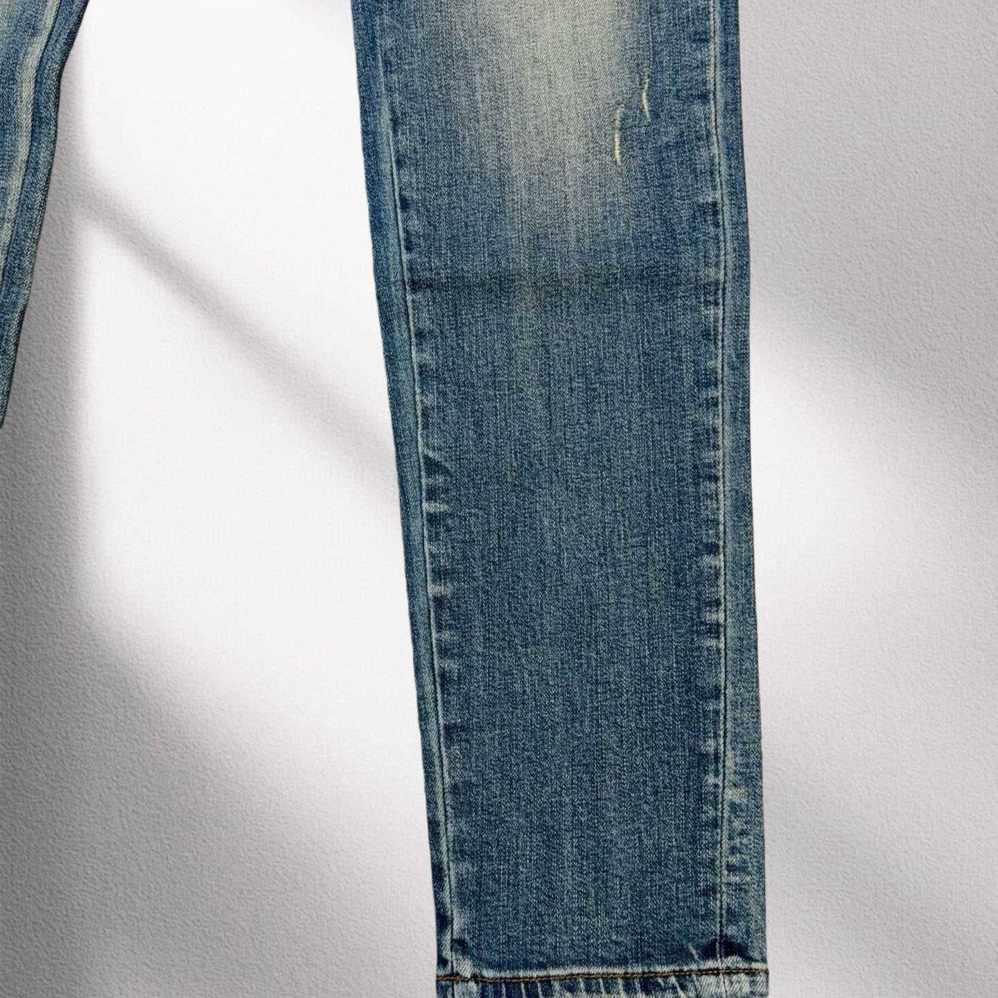 Amiri Jeans 20350 - FashionPlug