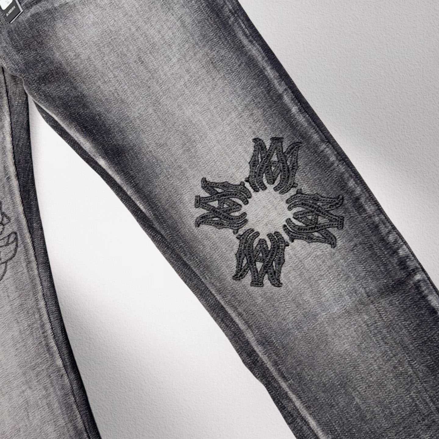 Amiri Jeans  20505 - FashionPlug