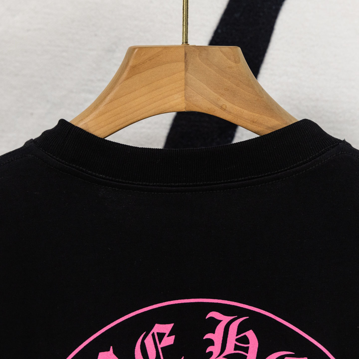 Chrome Hearts Horseshoe Print T-Shirt 'Black/Pink' - FashionPlug