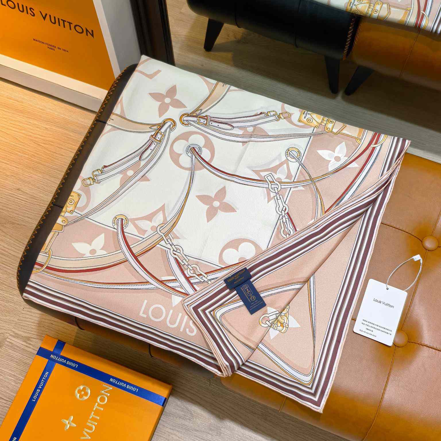 Louis Vuitton Ultimate Monogram Square 90 - FashionPlug