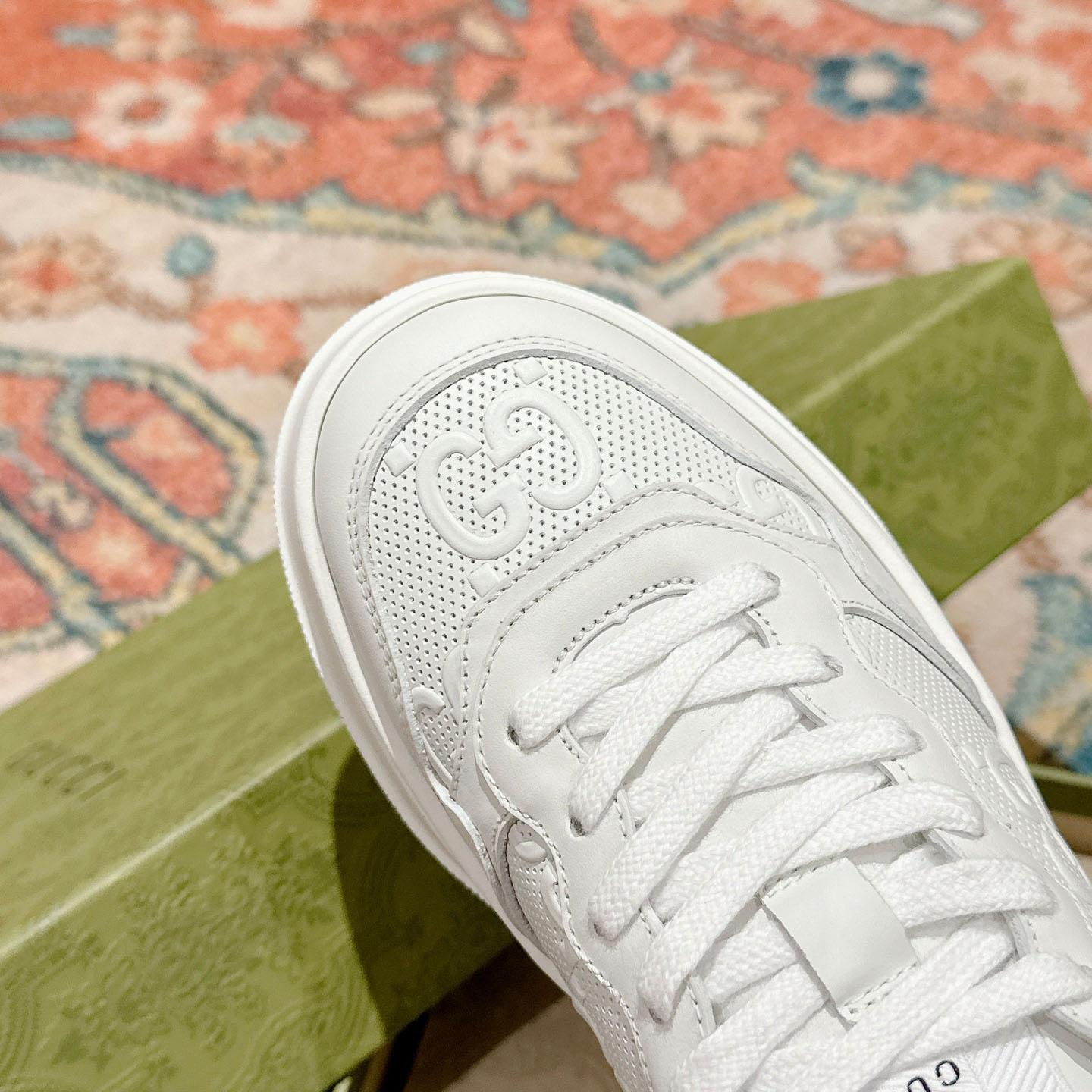 Gucci Wmns GG Embossed Sneaker 'White' - FashionPlug