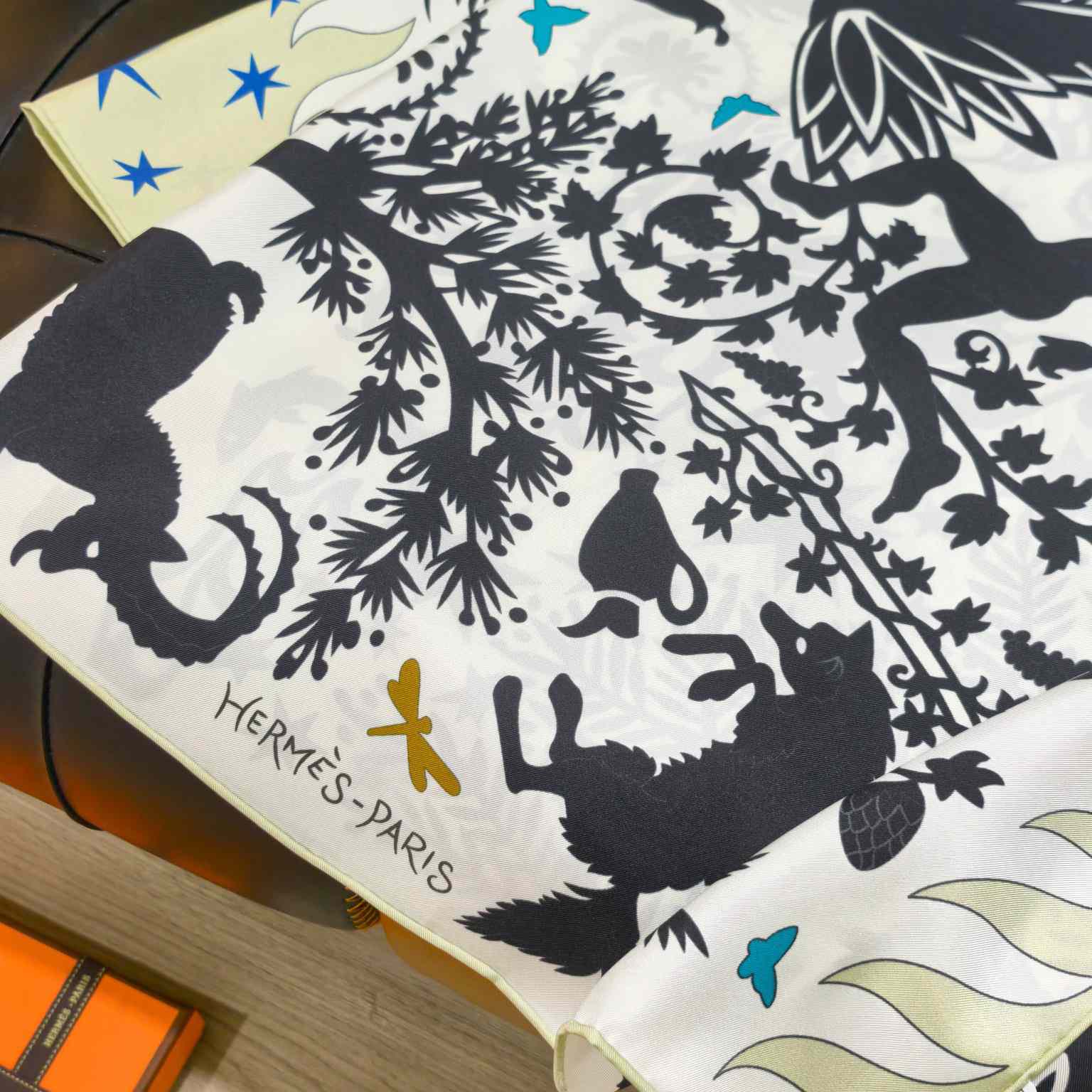 Hermes Sous le Charme D'Orphee Detail Scarf  - FashionPlug