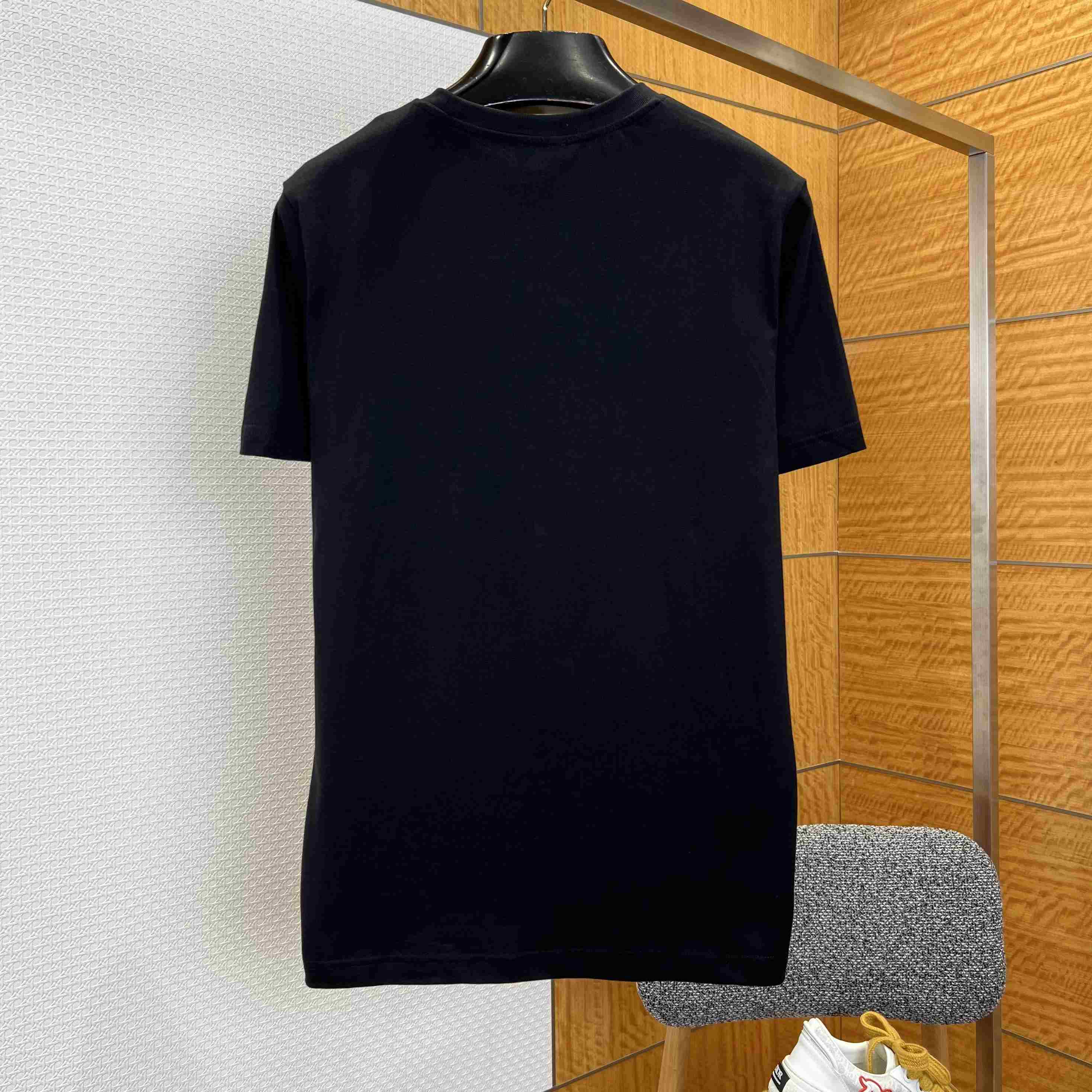 Moncler Logo Cotton T-shirt - FashionPlug