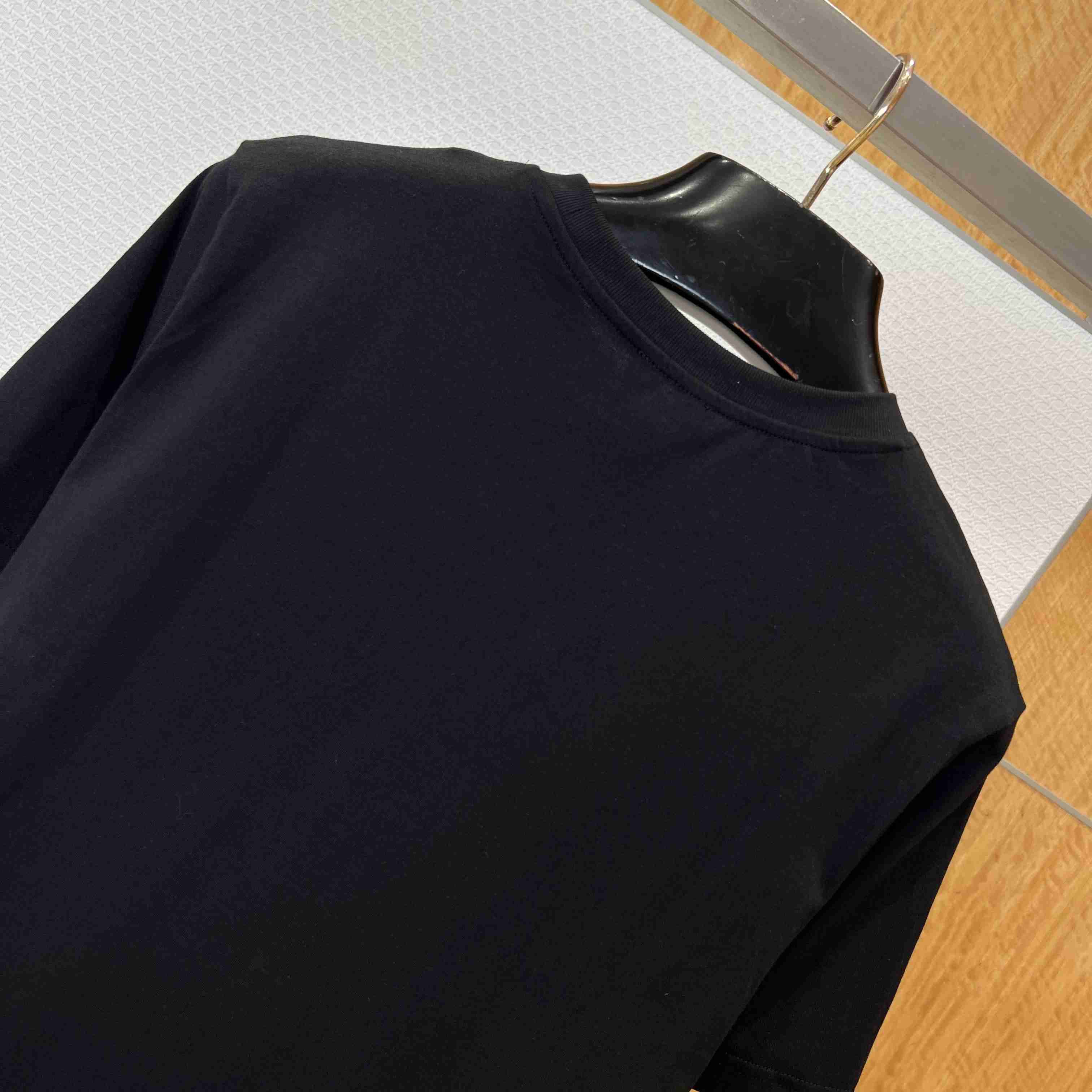 Moncler Logo Cotton T-shirt - FashionPlug