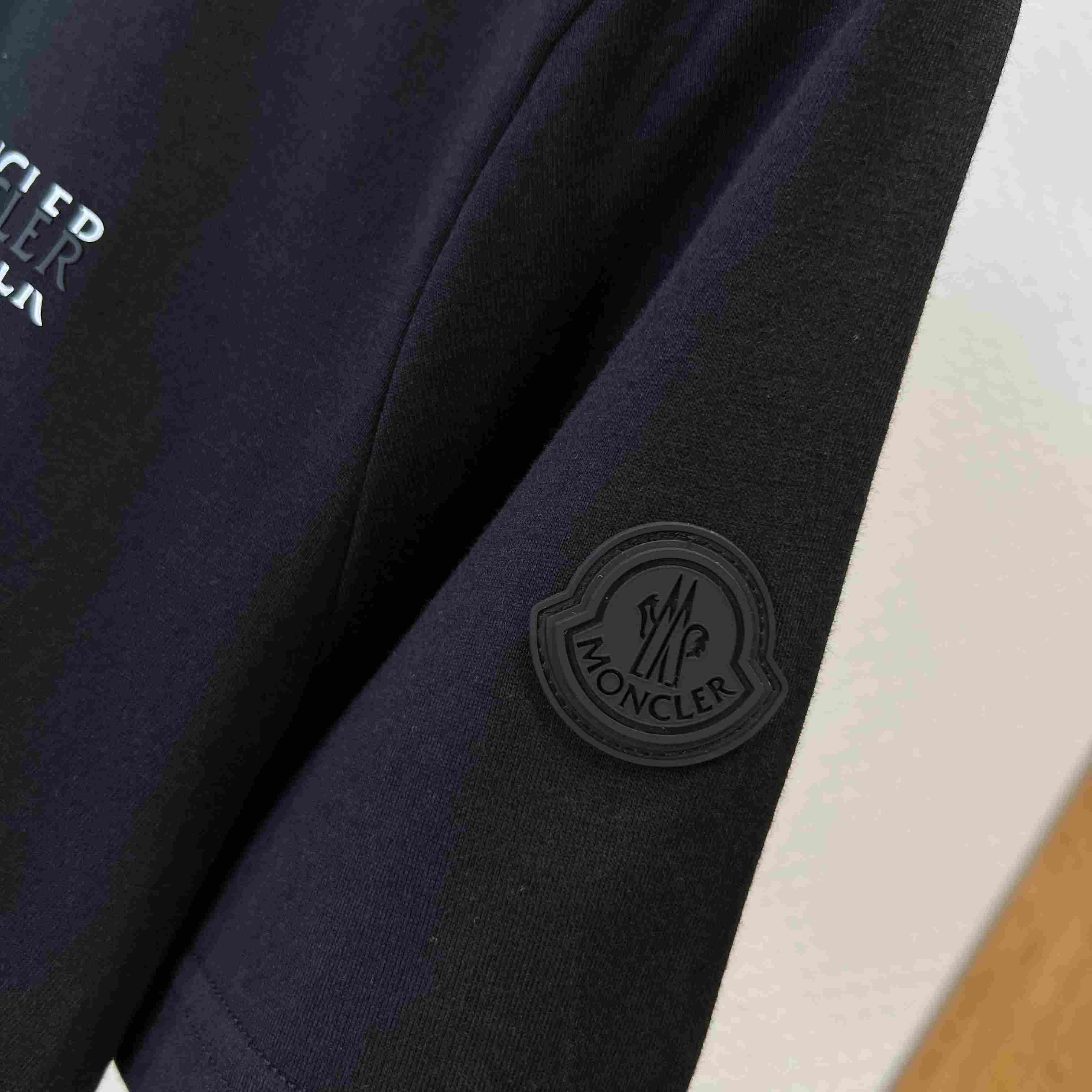 Moncler Logo Cotton T-shirt - FashionPlug
