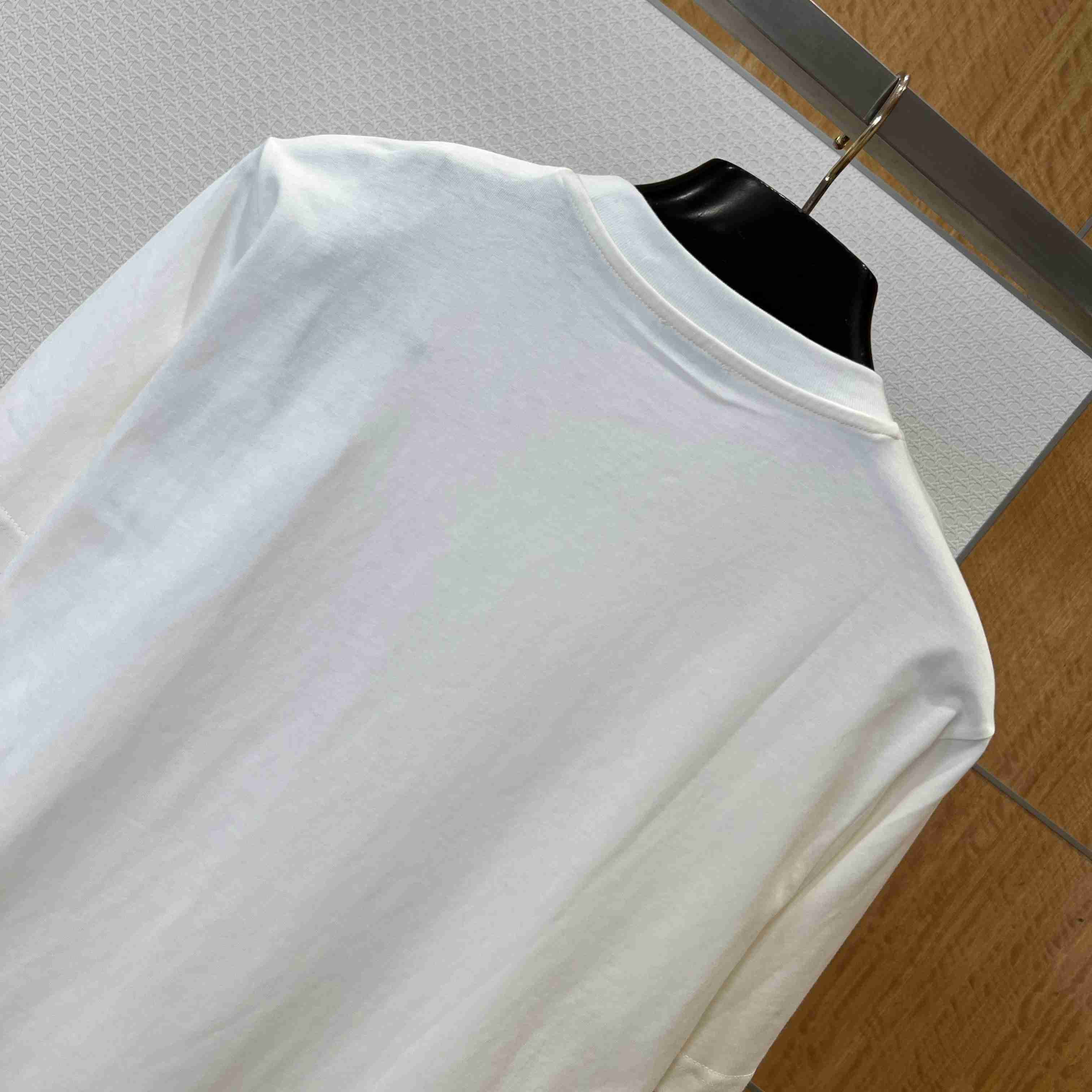 Moncler  Safari Wardrobe-Print Cotton T-Shirt - FashionPlug