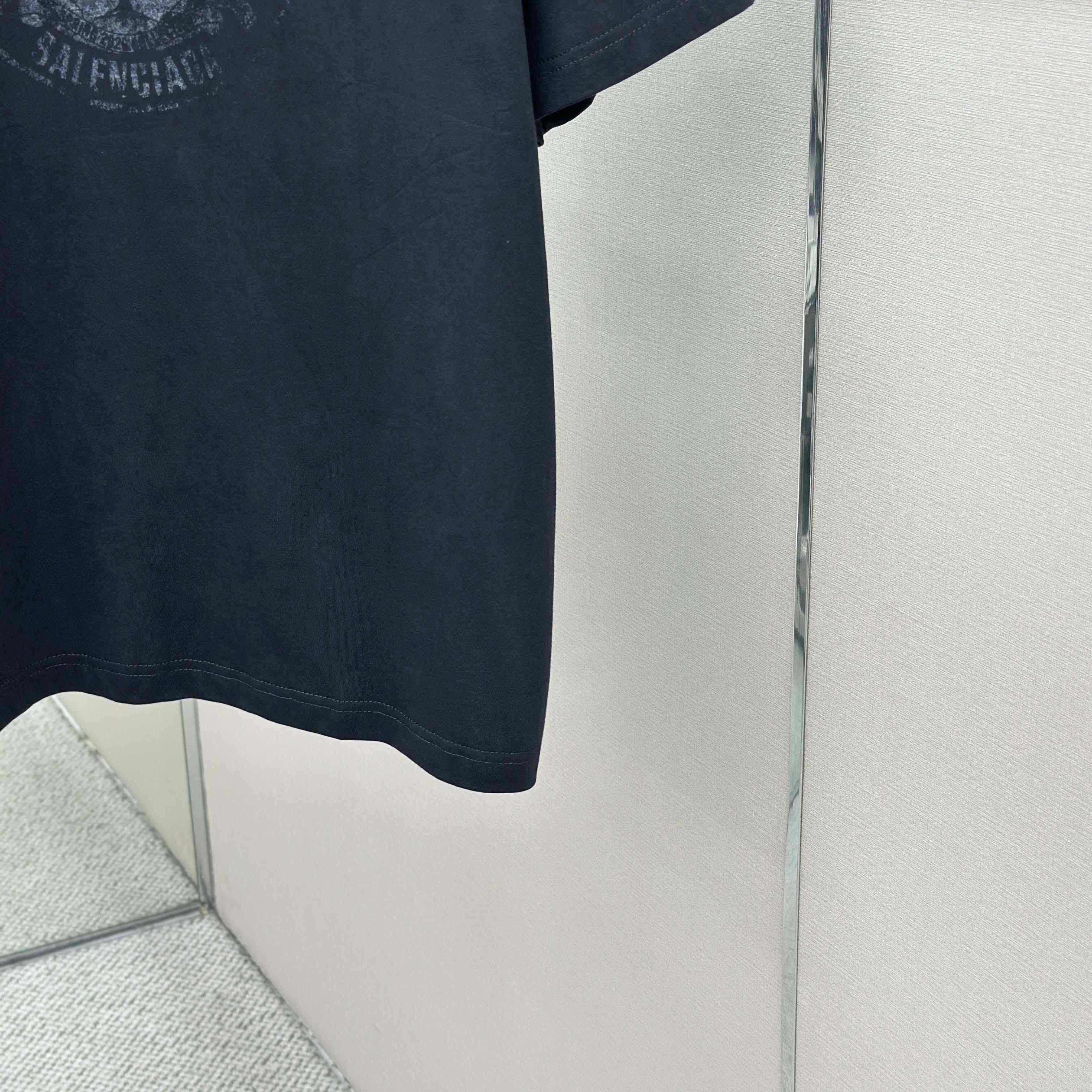 Balenciaga The Address Medium Fit T-Shirt  - FashionPlug