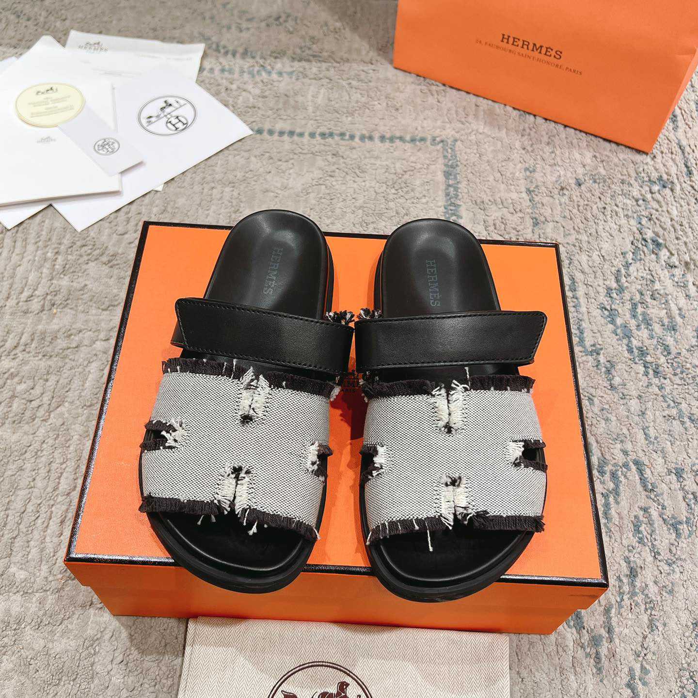 Hermes Chypre Sandal - FashionPlug
