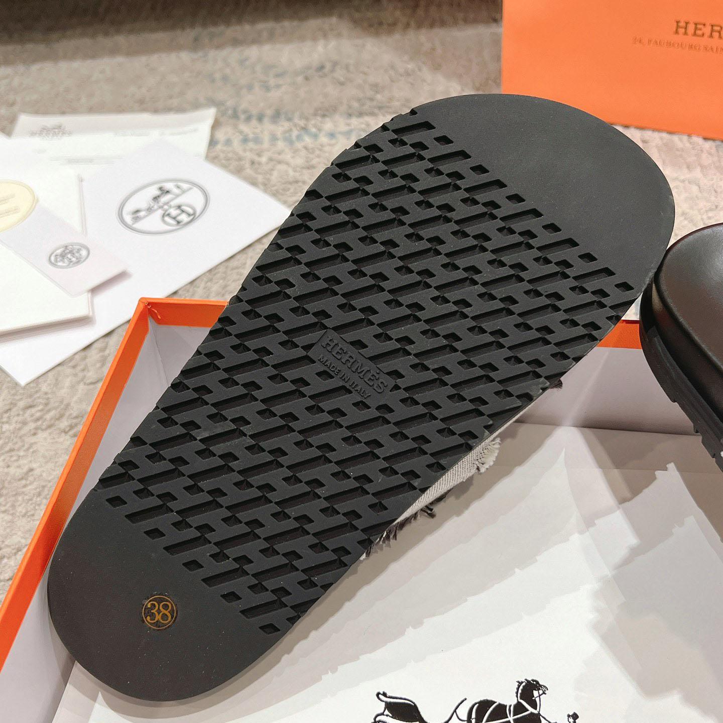 Hermes Chypre Sandal - FashionPlug