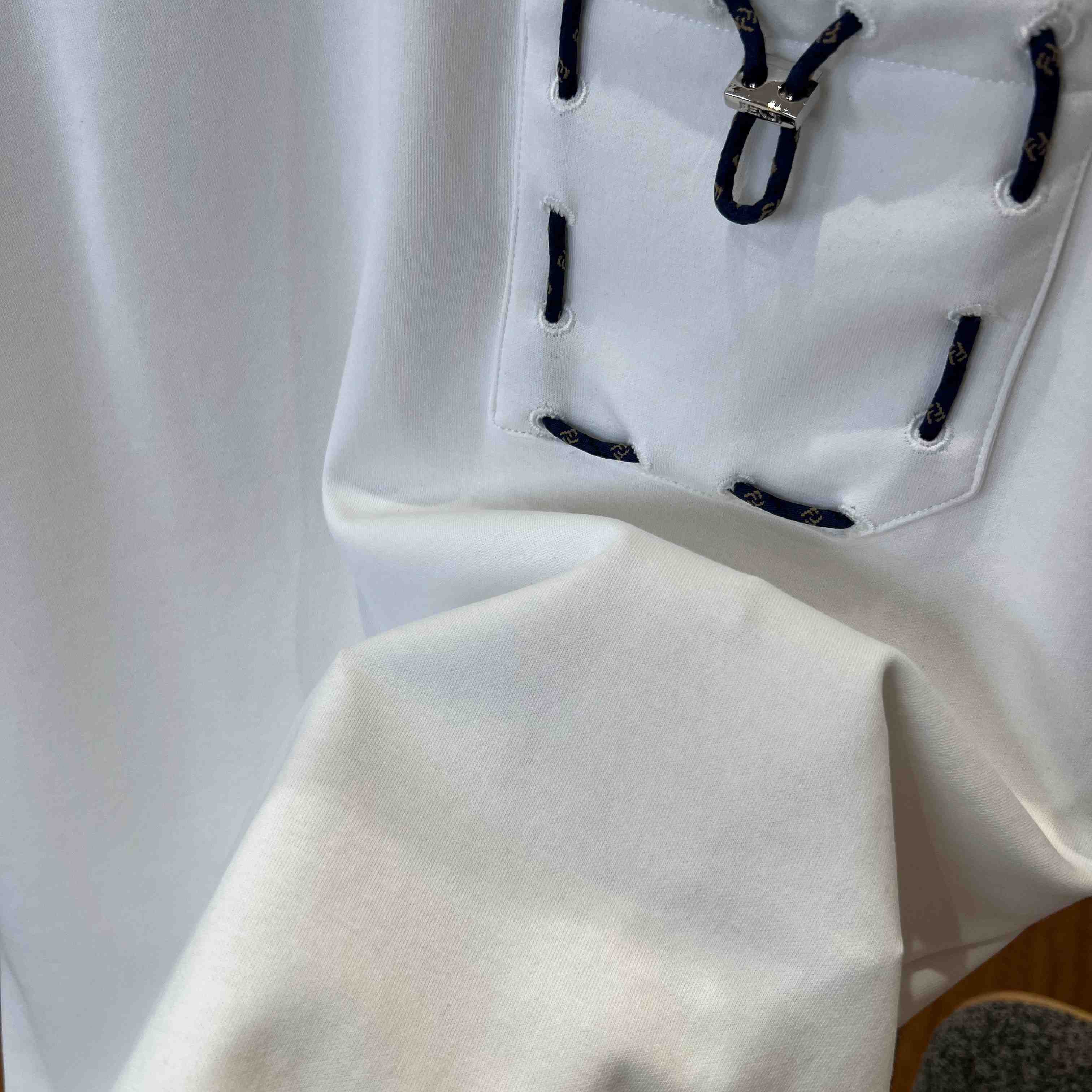 Fendi White Cotton T-shirt - FashionPlug