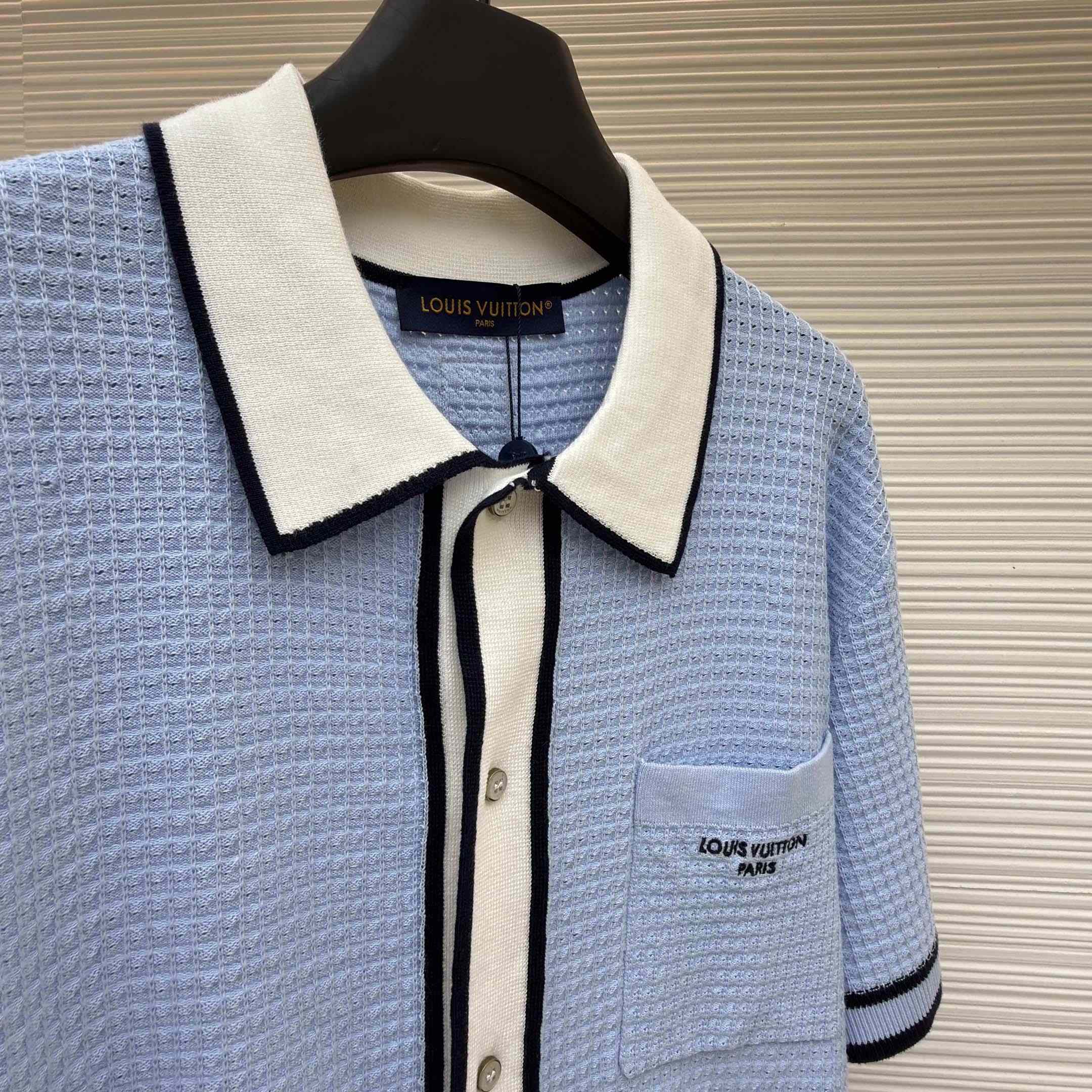 Louis Vuitton Waffle Signature Short-Sleeved Shirt   1AK6WW - FashionPlug