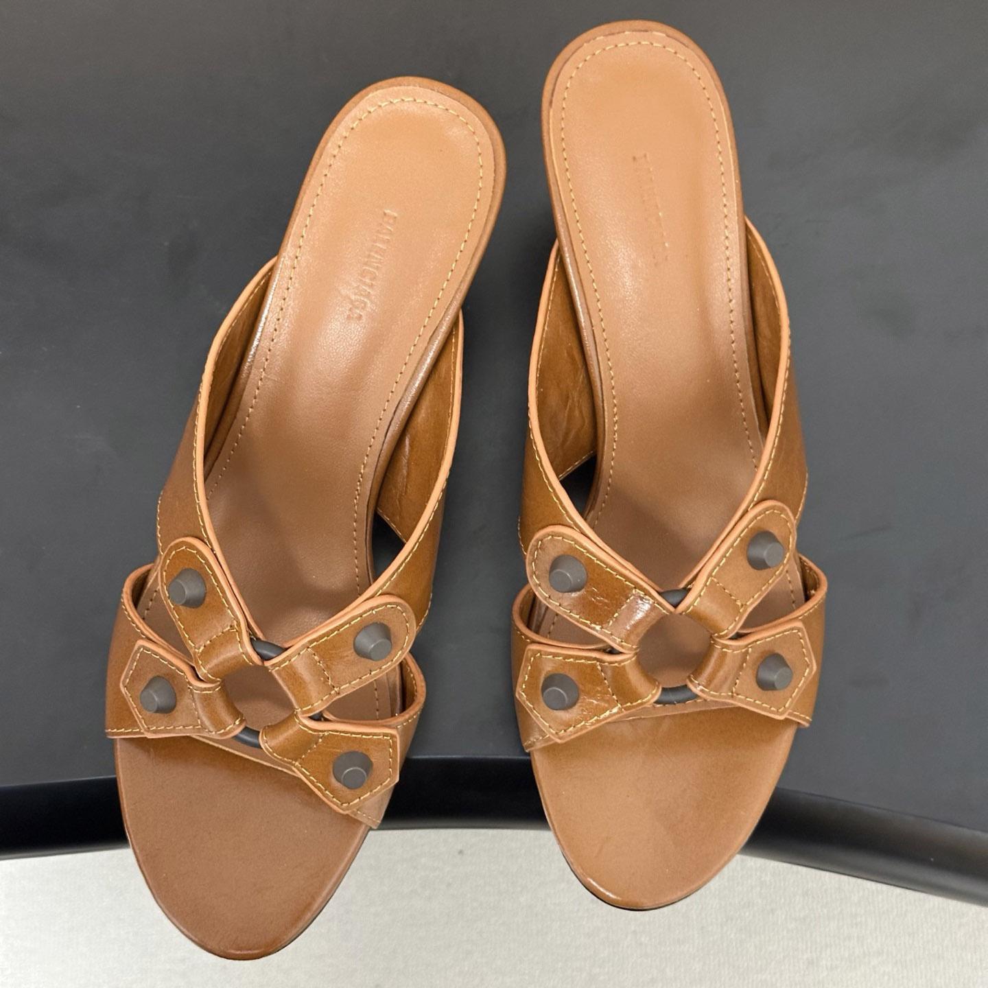 Balenciaga City Sandal  - FashionPlug