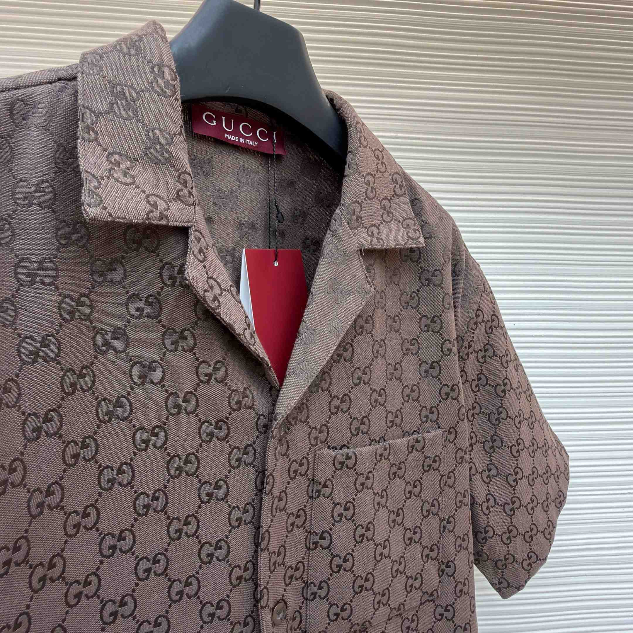 Gucci GG Canvas Linen Blend Bowling Shirt - FashionPlug
