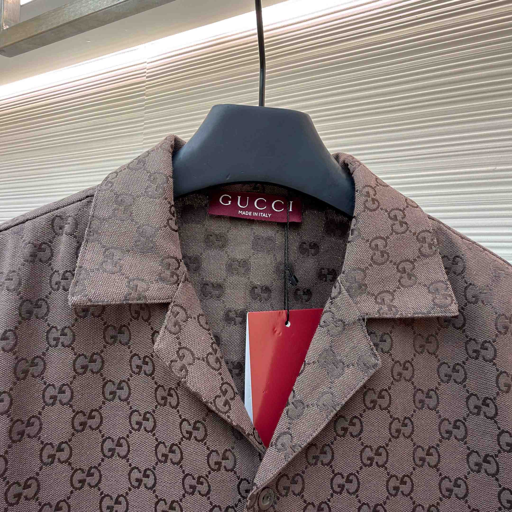 Gucci GG Canvas Linen Blend Bowling Shirt - FashionPlug