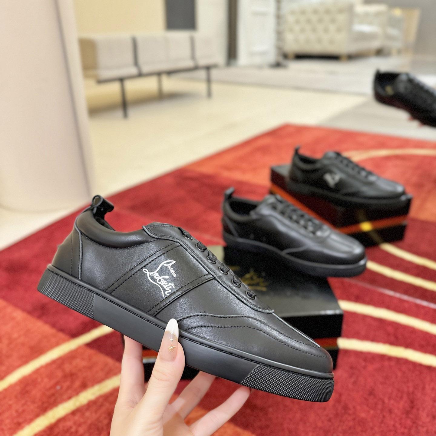 Christian Louboutin Retero Sneakers - FashionPlug