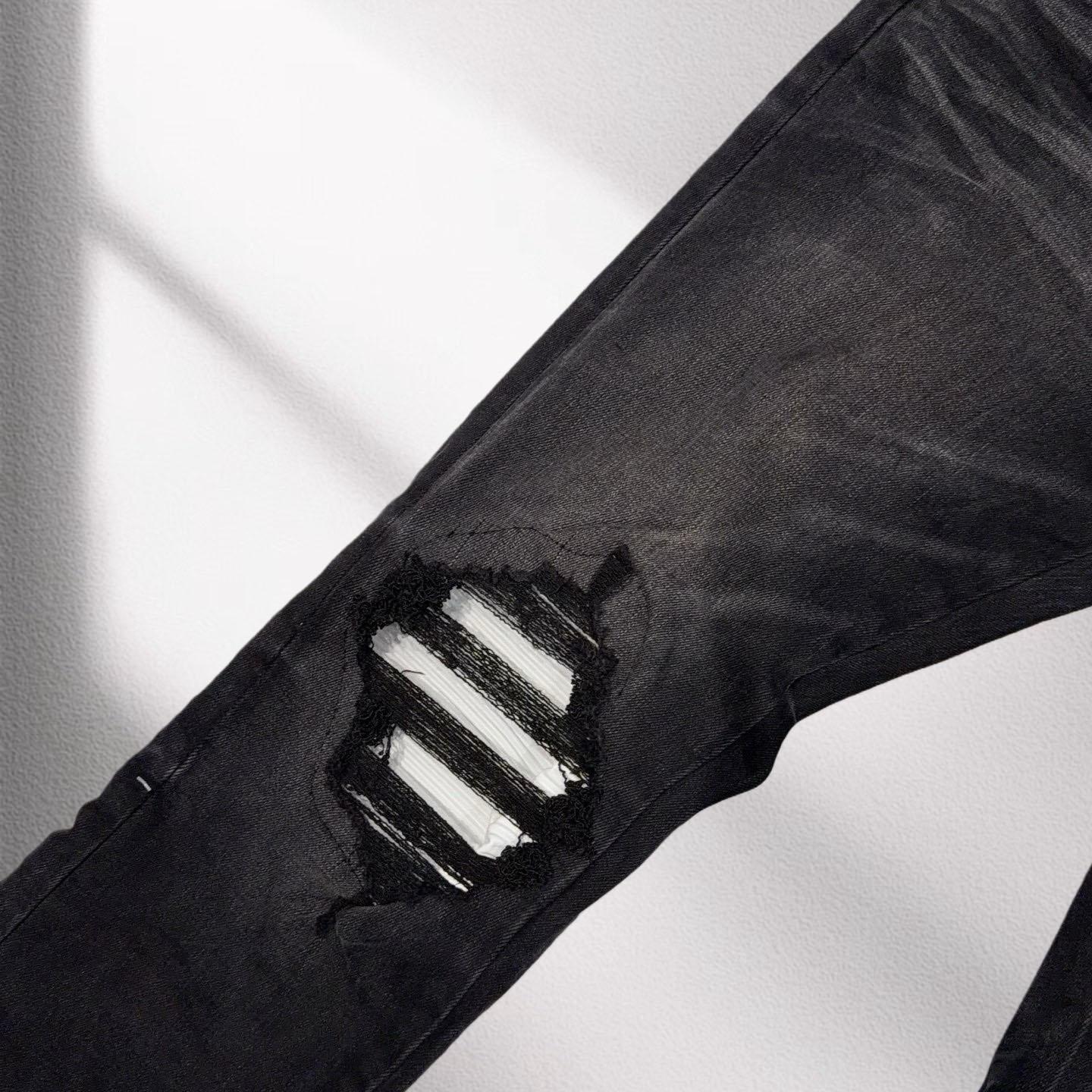 Amiri Jeans 20315 - FashionPlug