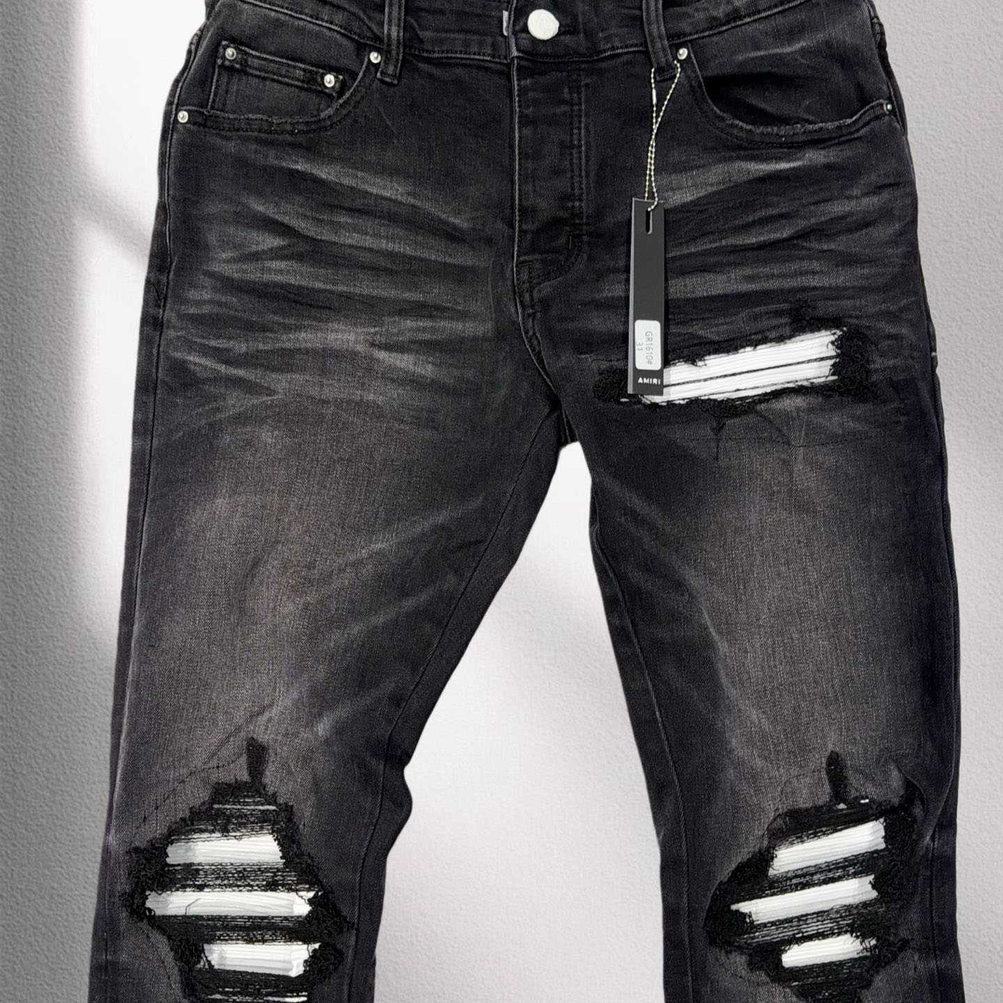 Amiri Jeans 20315 - FashionPlug