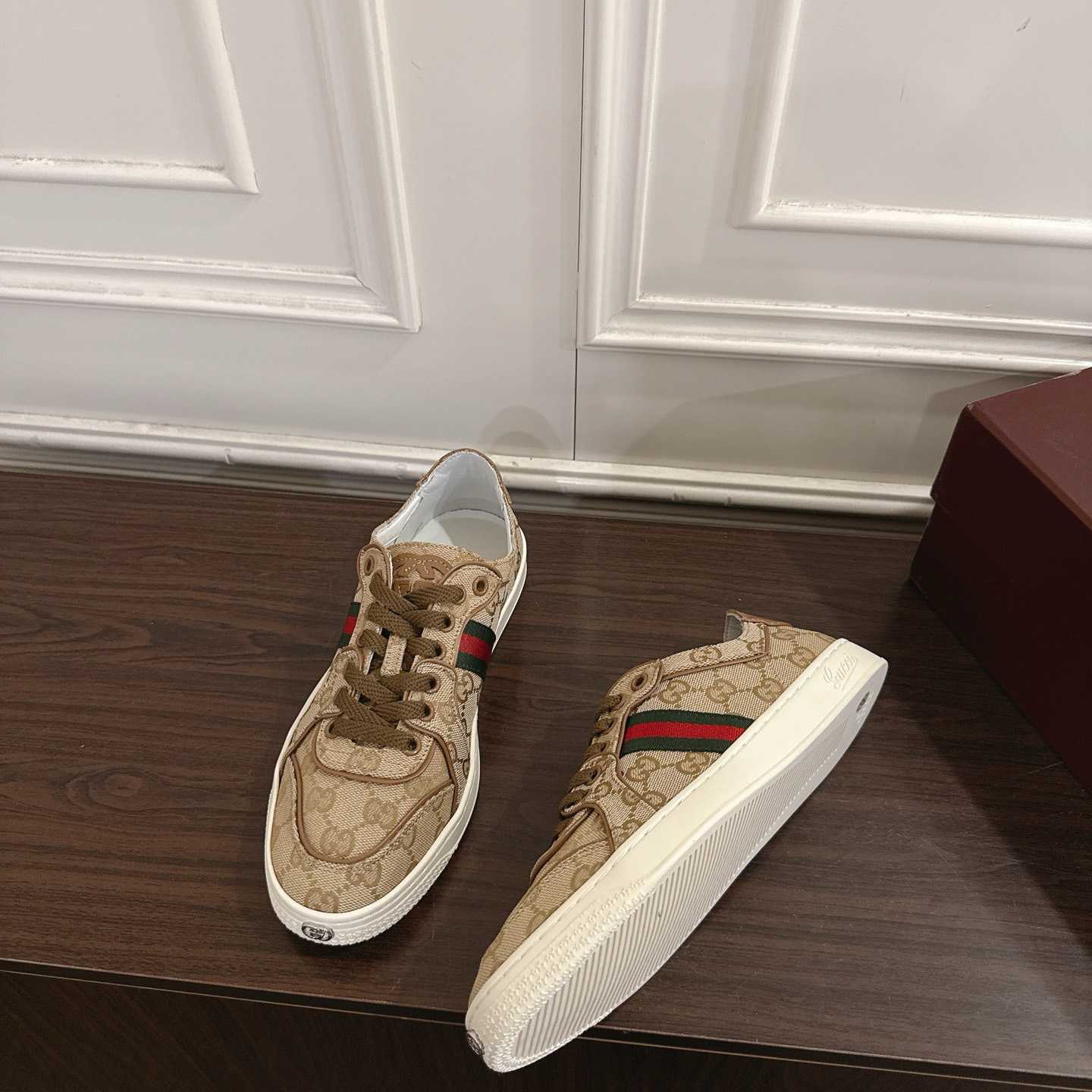 Gucci Stretch Low-Top Sneaker - FashionPlug