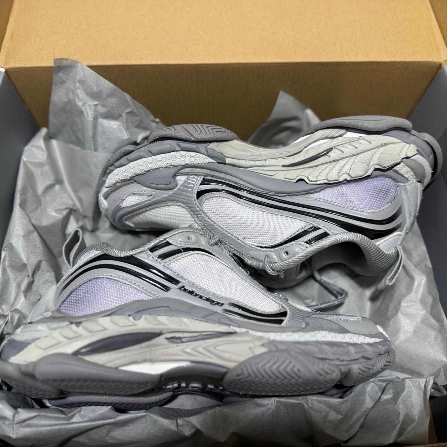 Balenciaga Triple S .2 Sneaker  - FashionPlug