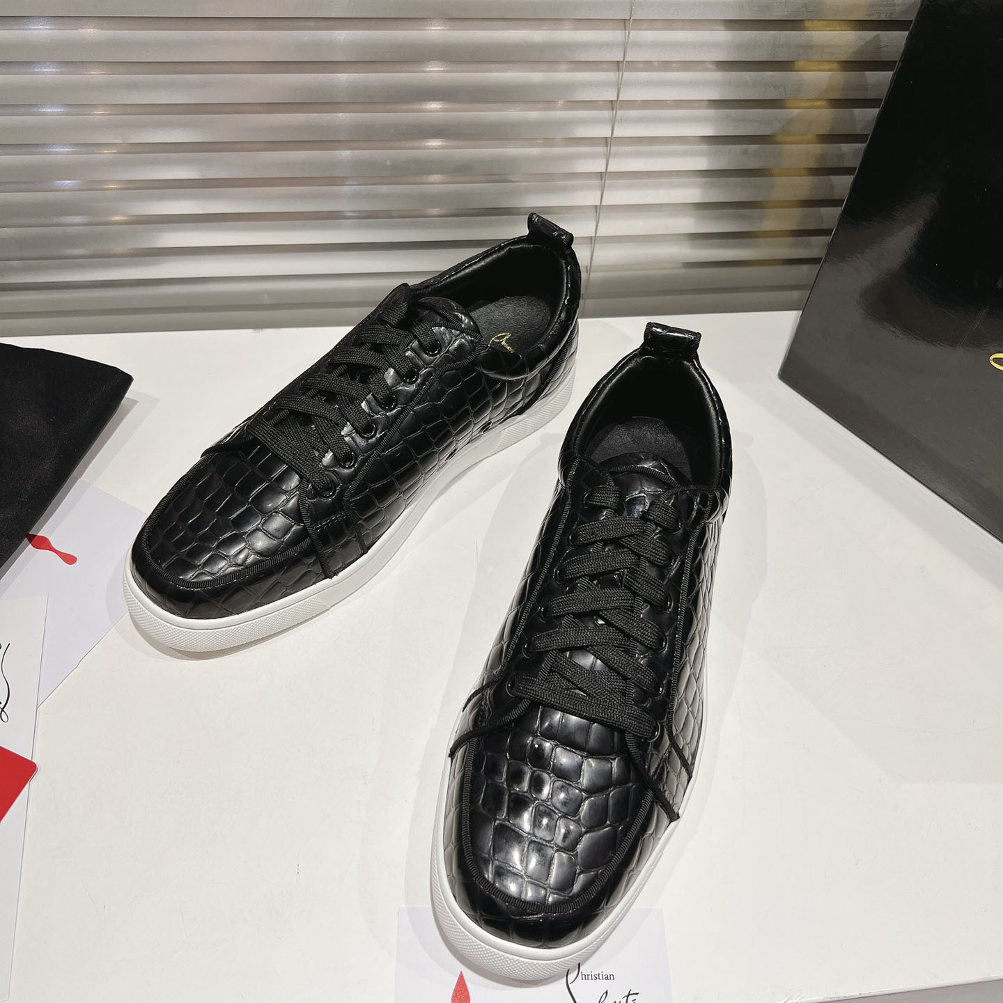 Christian Louboutin Rantulow Orlato Croc-Effect Low-Top Sneakers - FashionPlug