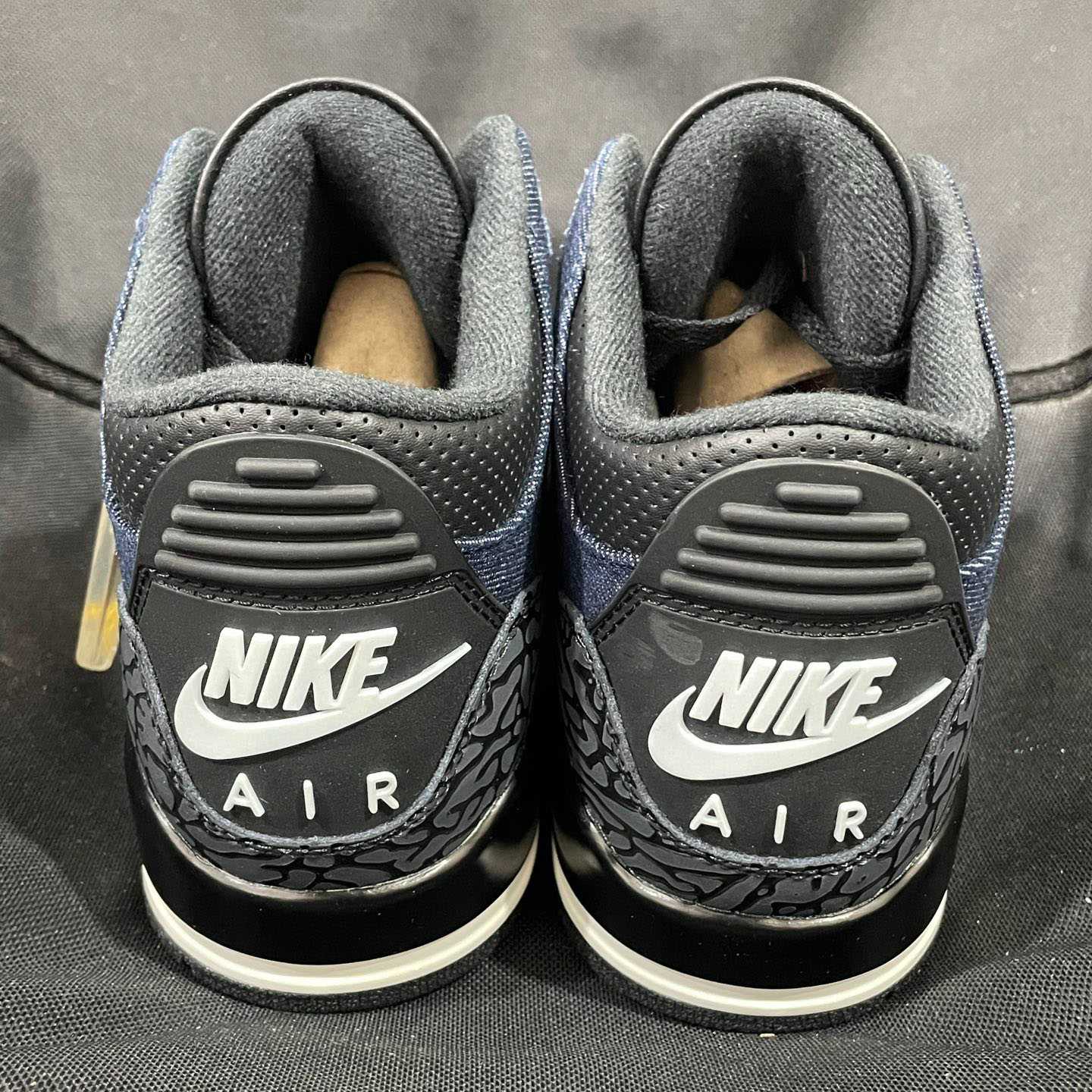 Jordan × Levi's Air Jordan 3 Retro SP  IH7959-400 - FashionPlug