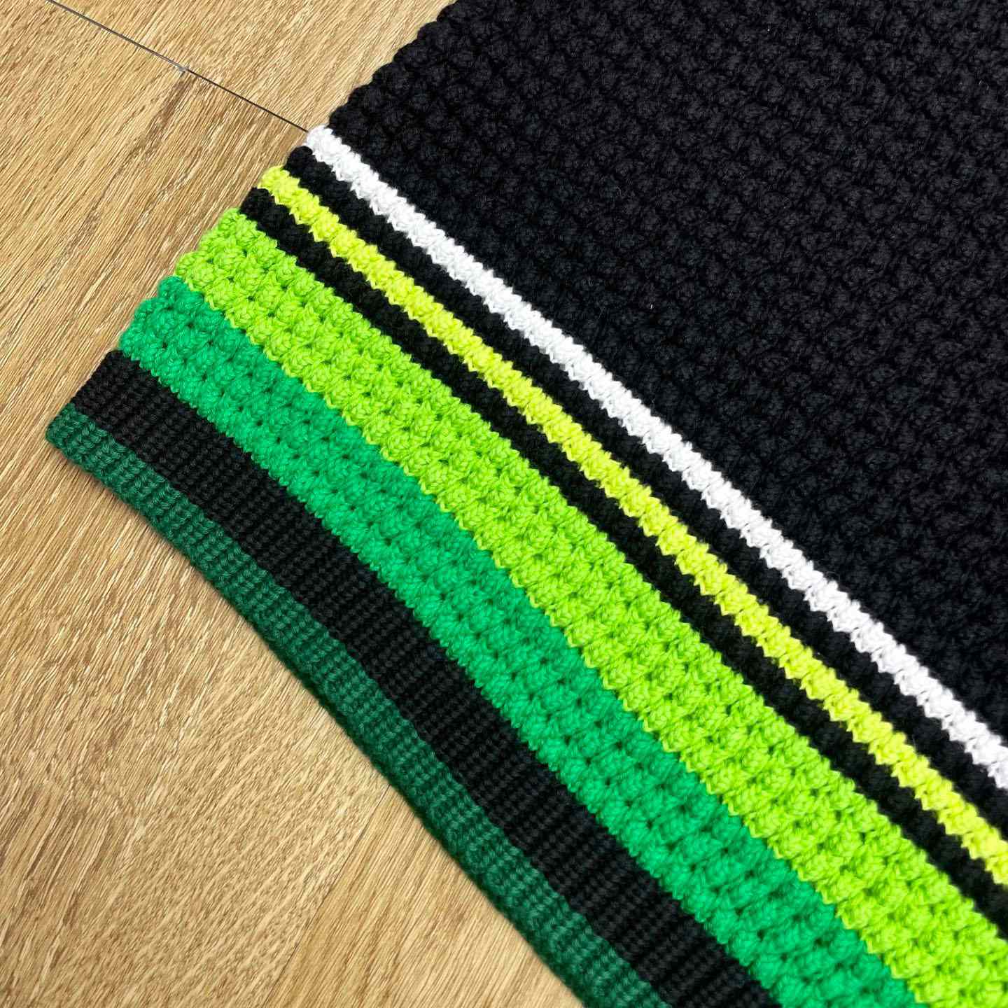 Casablanca Black & Green Striped Crochet Shorts  Z6046 - FashionPlug