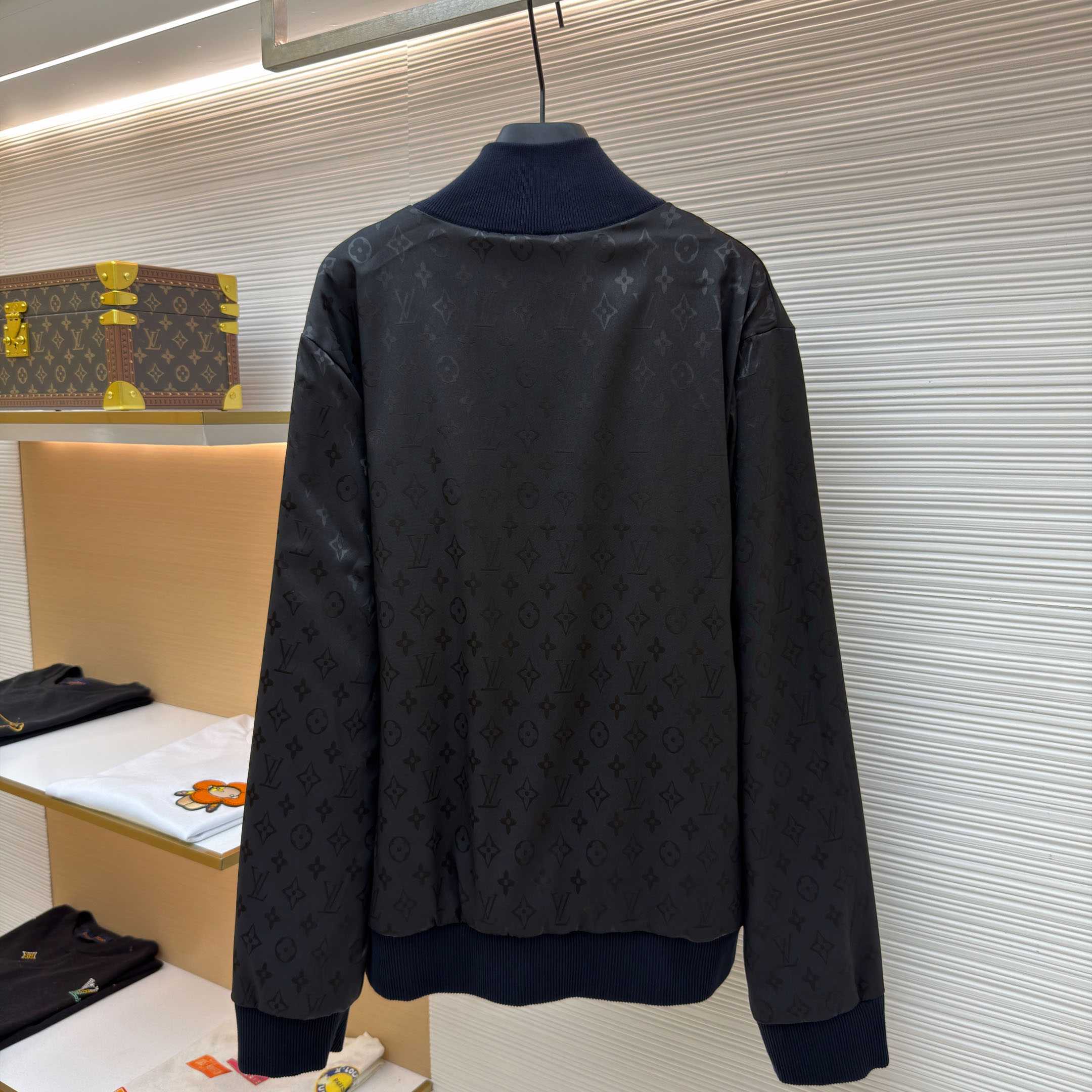 Louis Vuitton Reversible Nylon Hybrid Track Top 1AK72W - FashionPlug