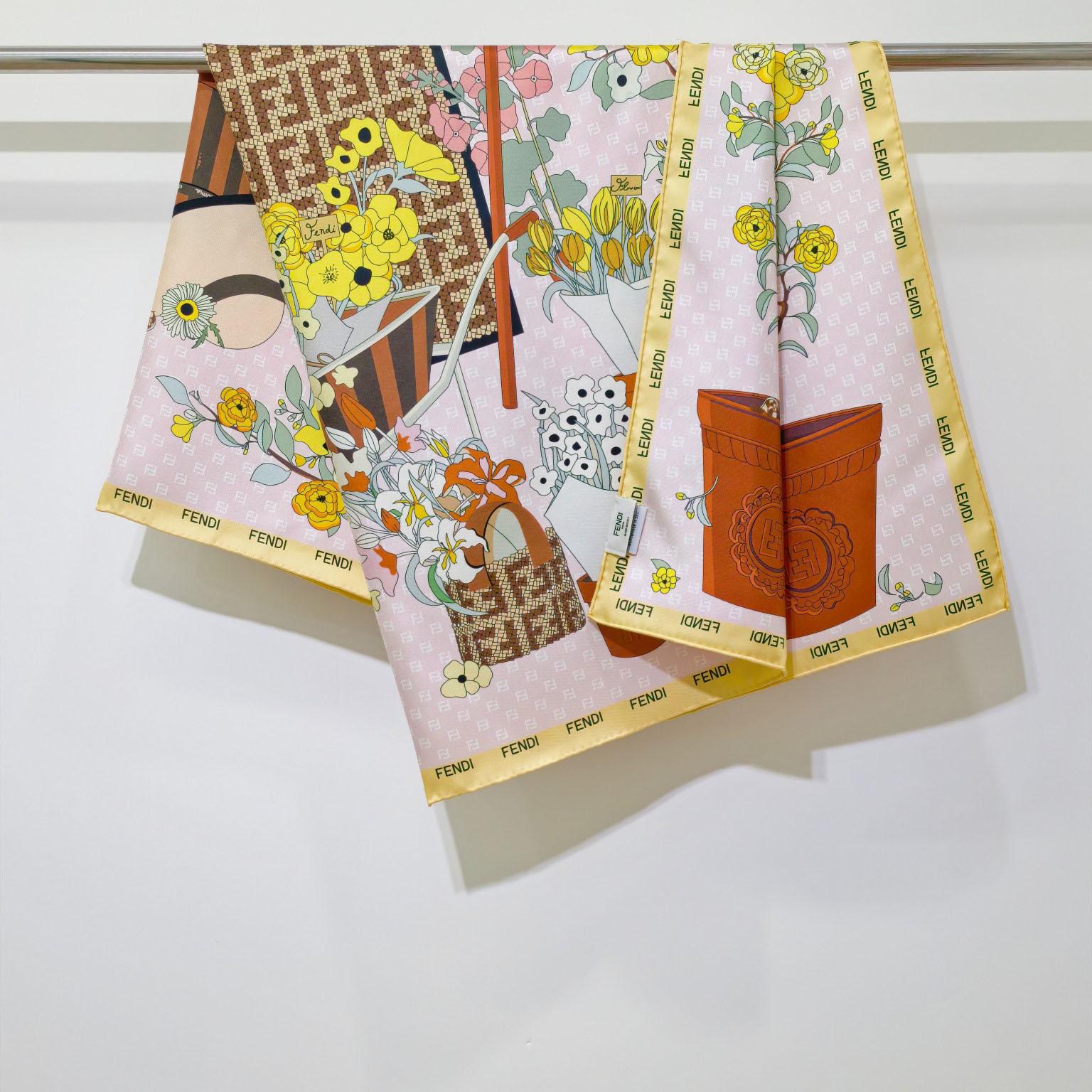 Fendi Gardening Foulard - FashionPlug