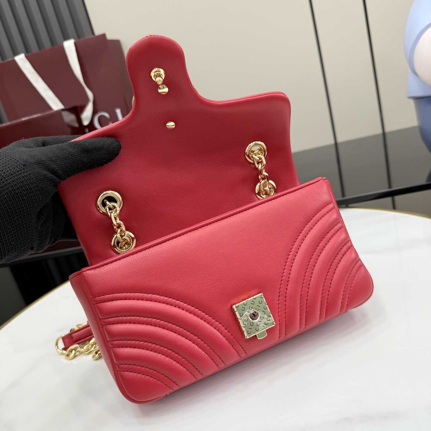 Gucci GG Marmont Small Shoulder Bag - FashionPlug