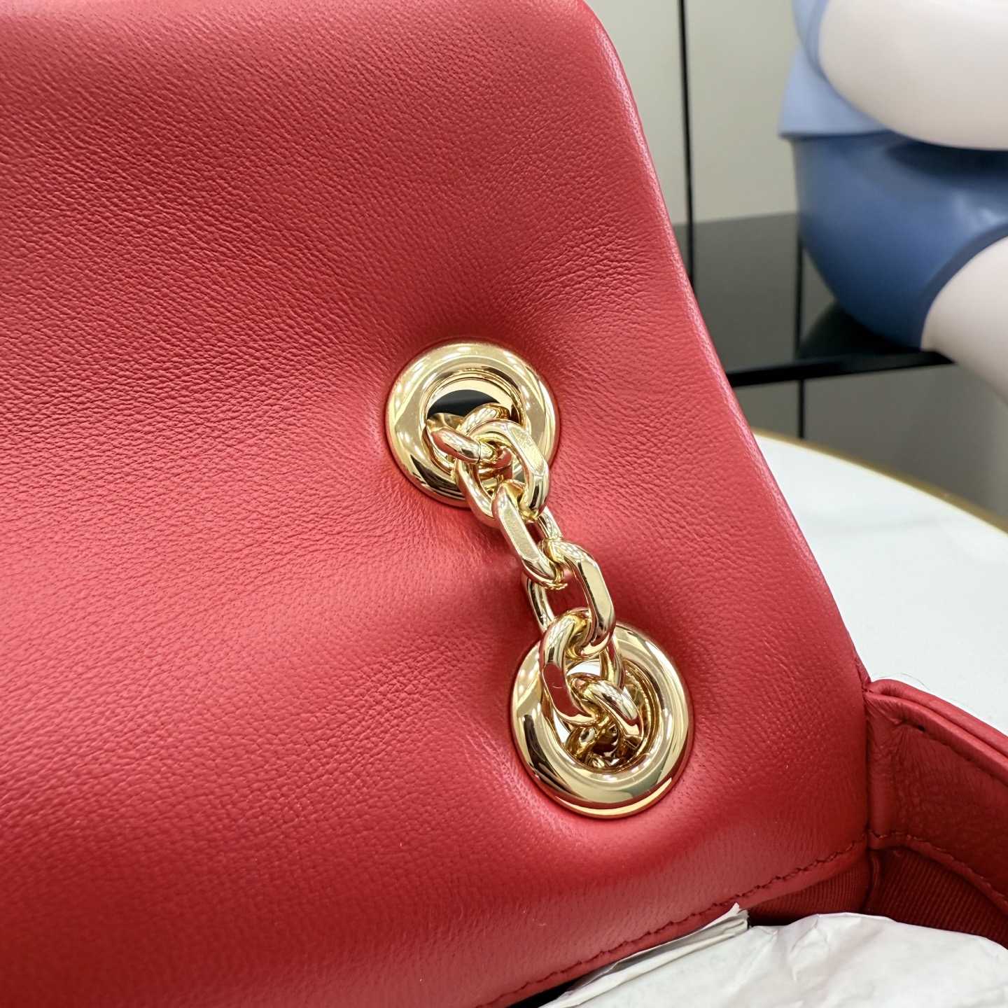 Gucci GG Marmont Small Shoulder Bag - FashionPlug