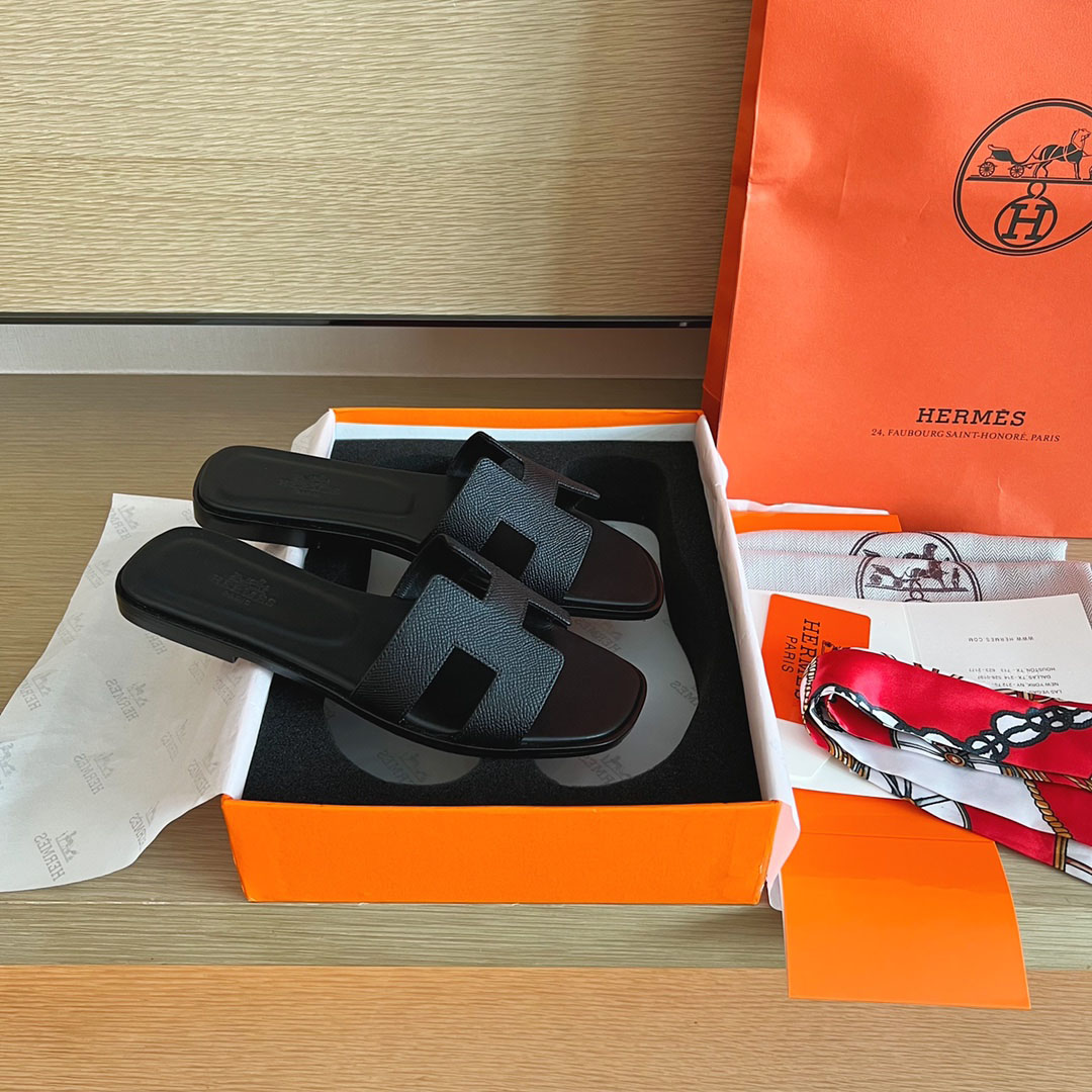 Hermes Oran Sandal - FashionPlug