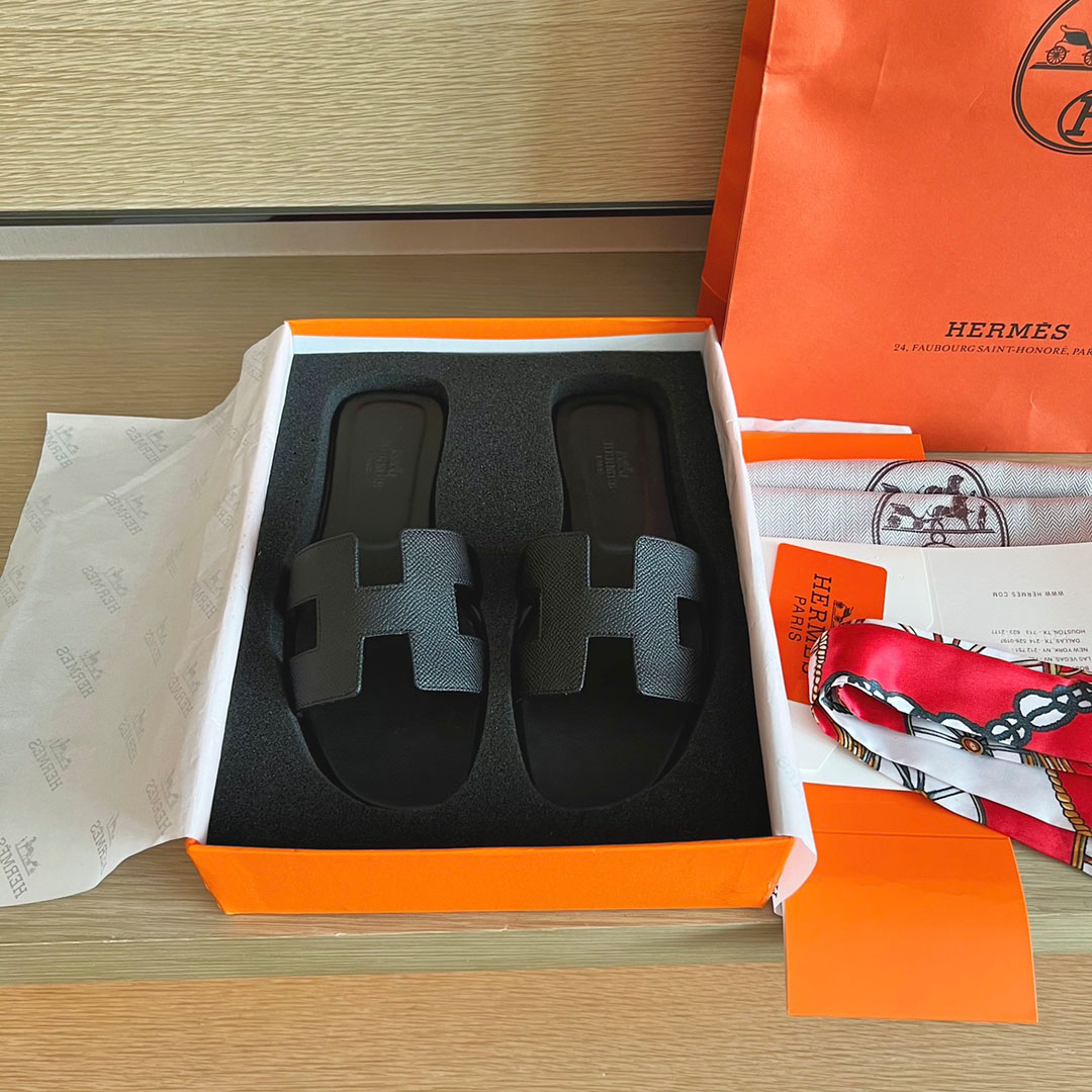 Hermes Oran Sandal - FashionPlug