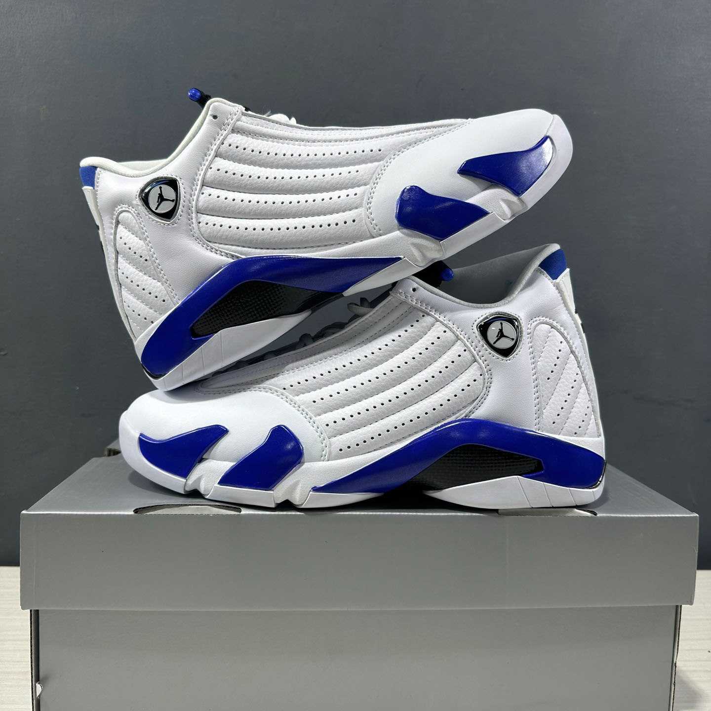  Jordan Air Jordan 14 retro hyper royal Sneakers       487471-104  - FashionPlug