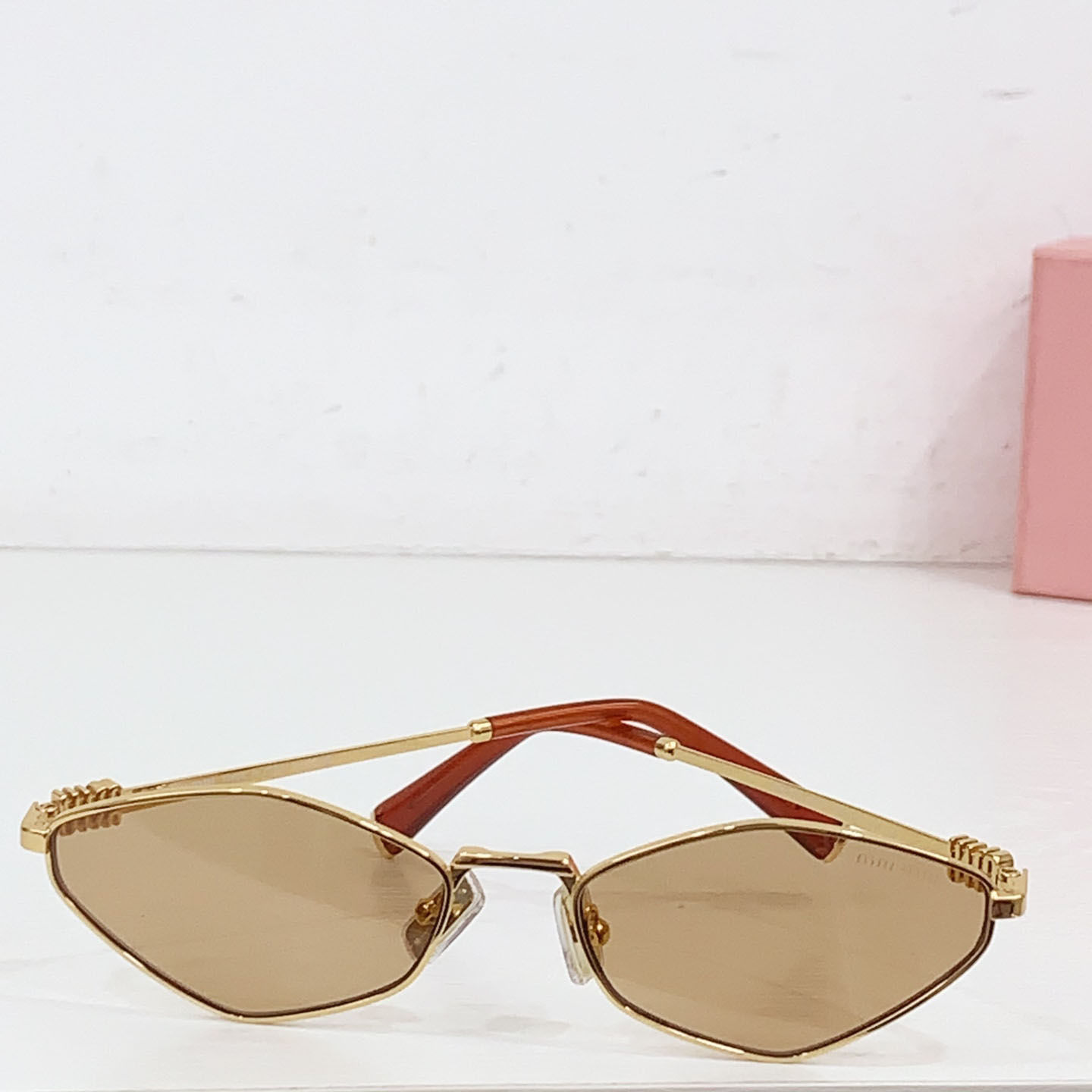 Miu Miu   SMU56Z  Sunglasses - FashionPlug
