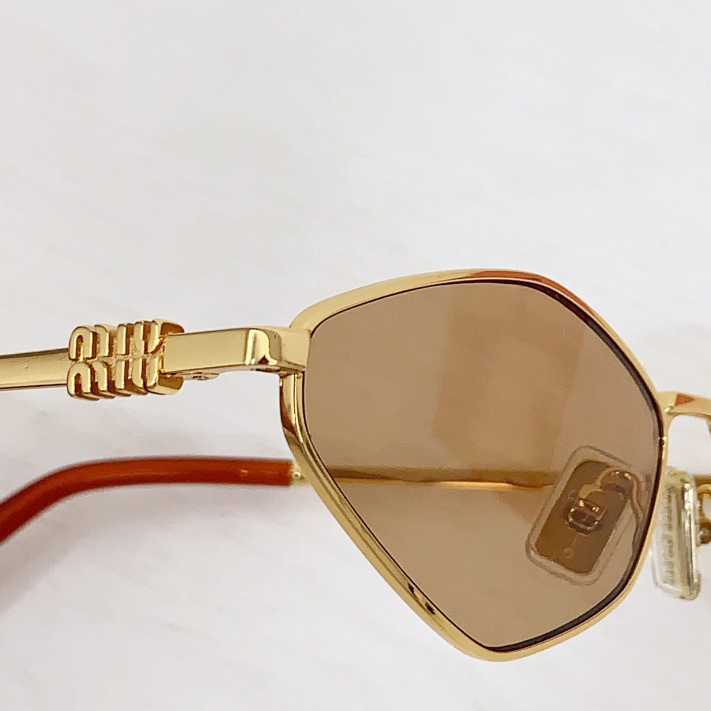 Miu Miu   SMU56Z  Sunglasses - FashionPlug
