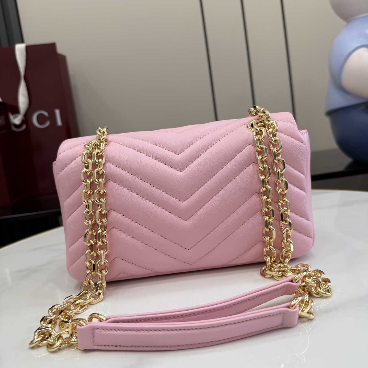Gucci GG Marmont Small Shoulder Bag - FashionPlug