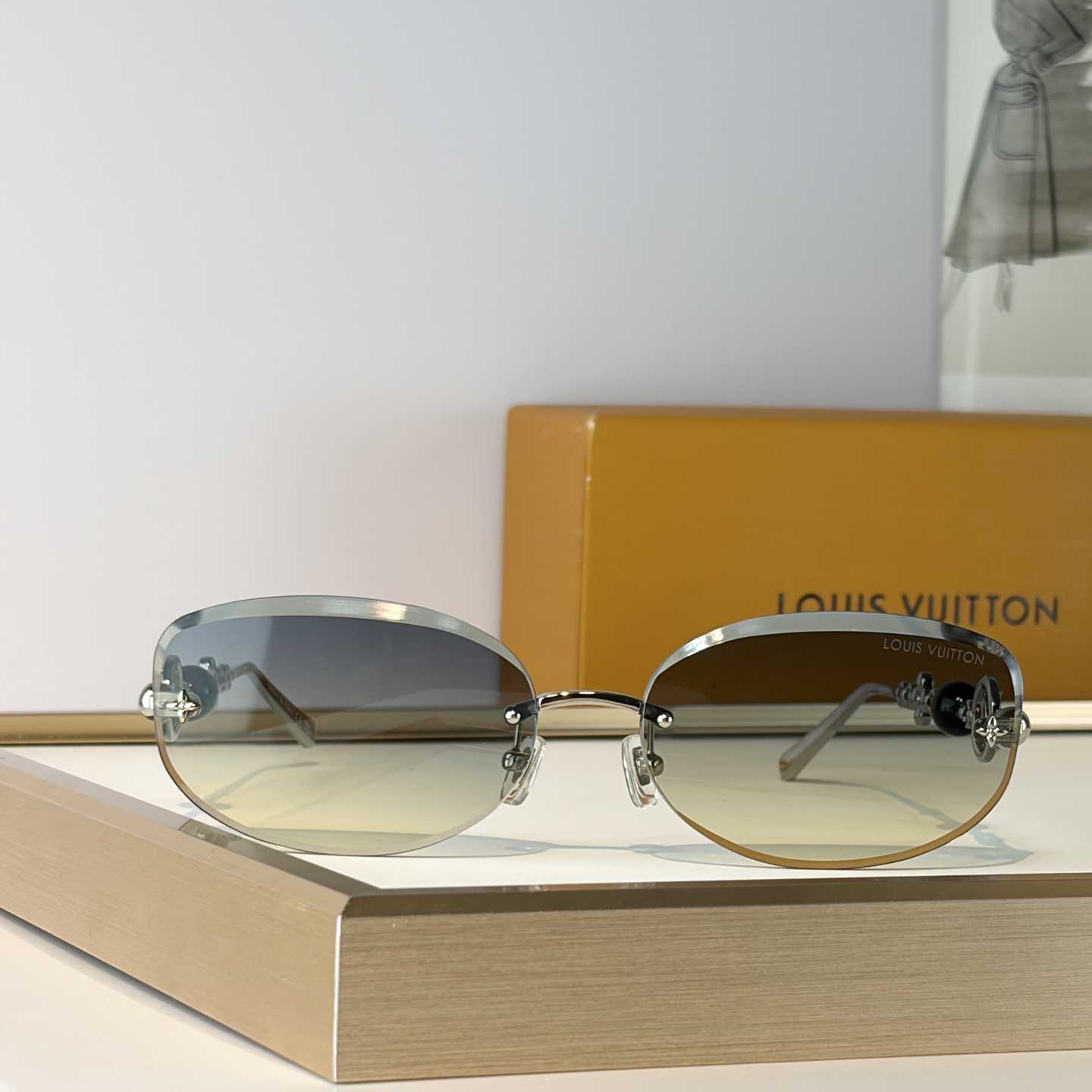 Louis Vuitton Z3166U Sunglasses    - FashionPlug