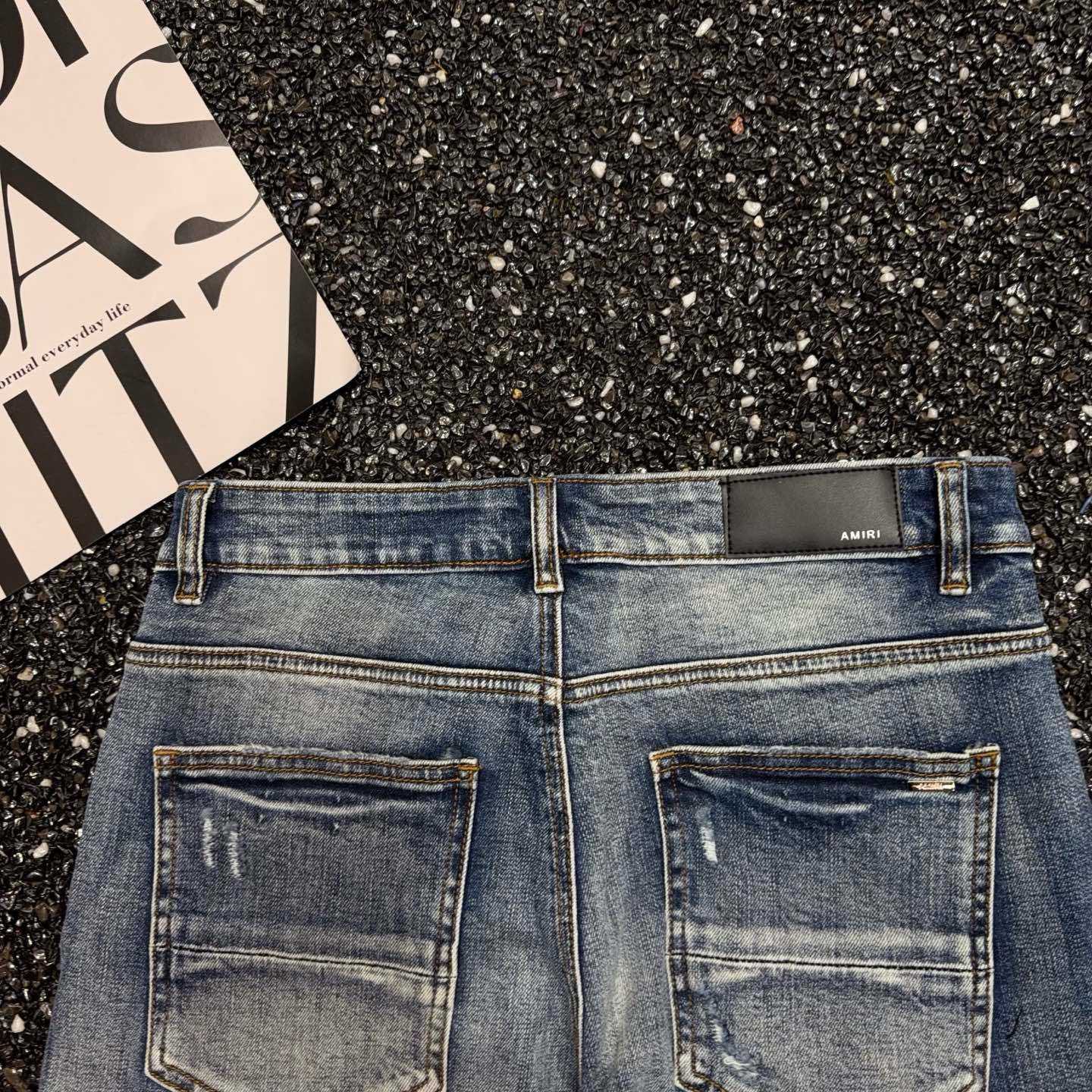 Amiri Shorts   20512 - FashionPlug
