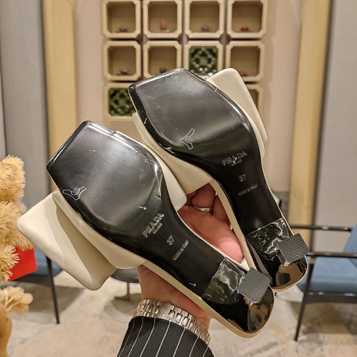 Prada Soft Padded Nappa Sandals - FashionPlug
