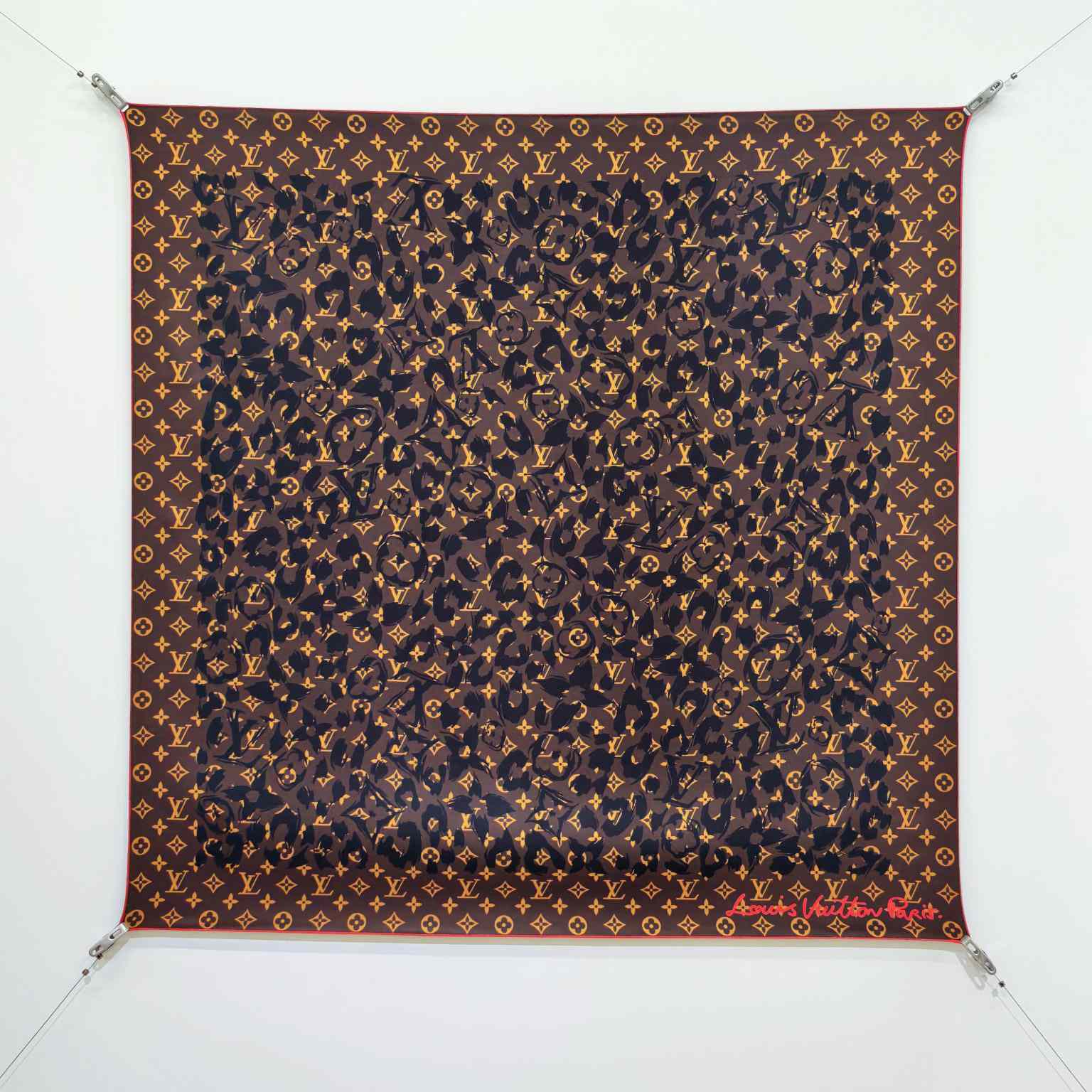 Louis Vuitton LV Safari Square 90 M97949 - FashionPlug
