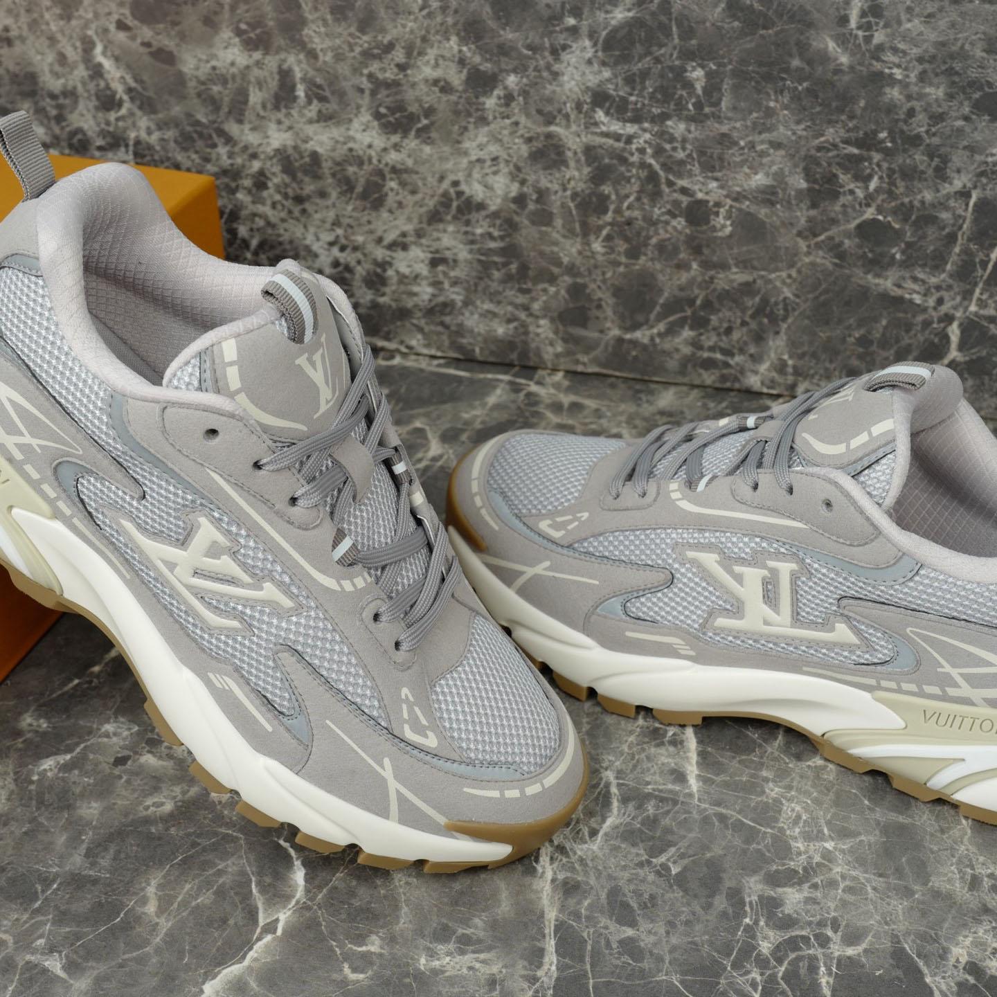 Louis Vuitton LV Tatic Runner Sneaker 1AKC3L - FashionPlug