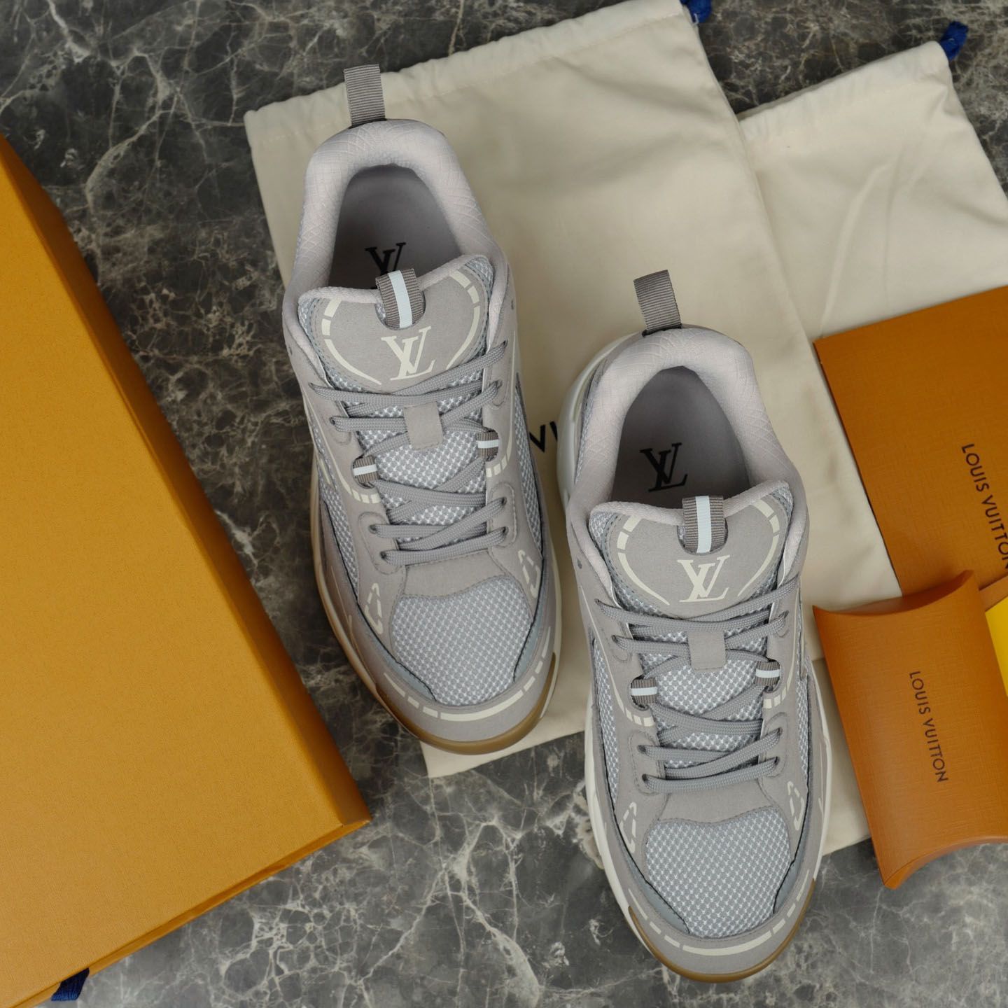 Louis Vuitton LV Tatic Runner Sneaker 1AKC3L - FashionPlug