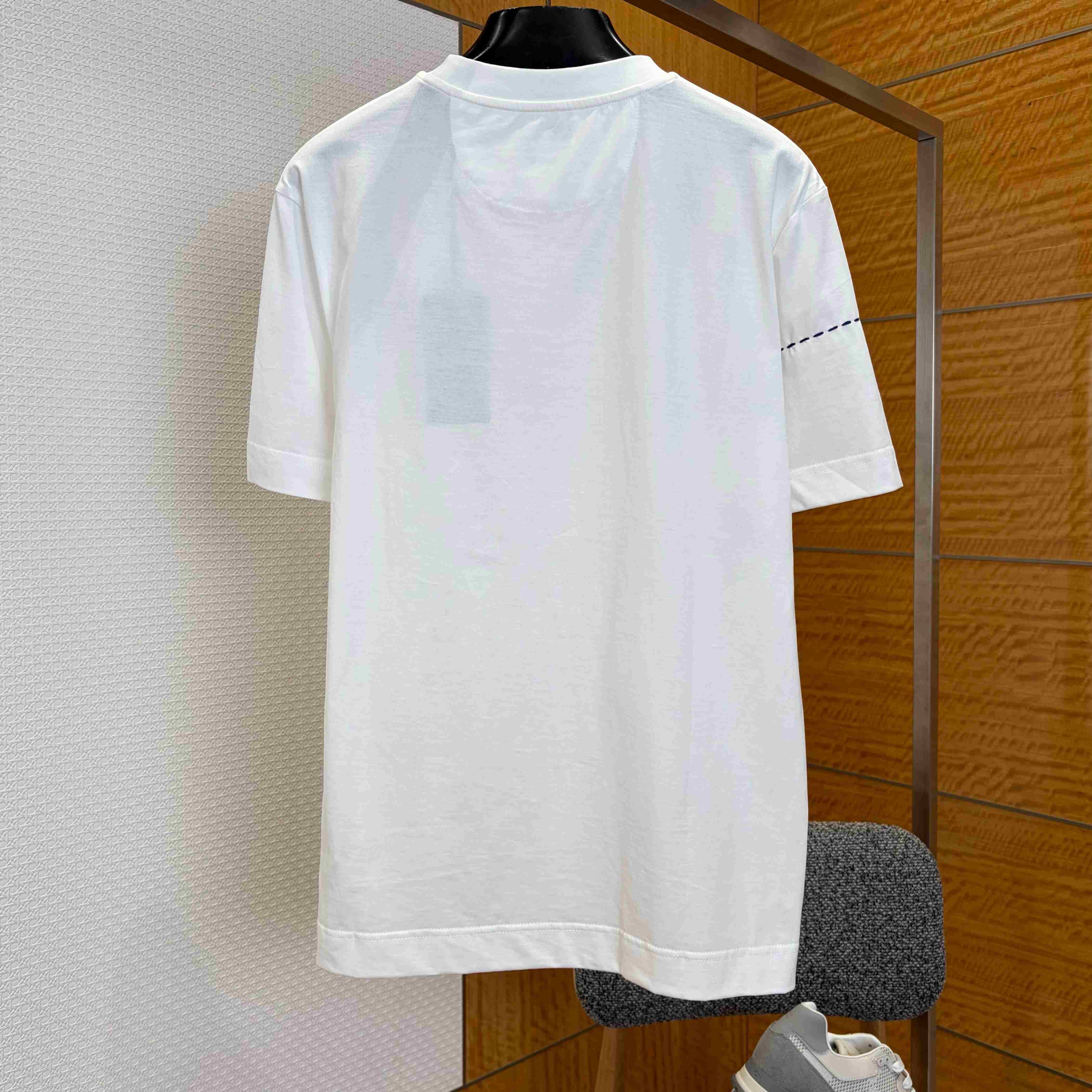 Fendi White Cotton T-shirt - FashionPlug
