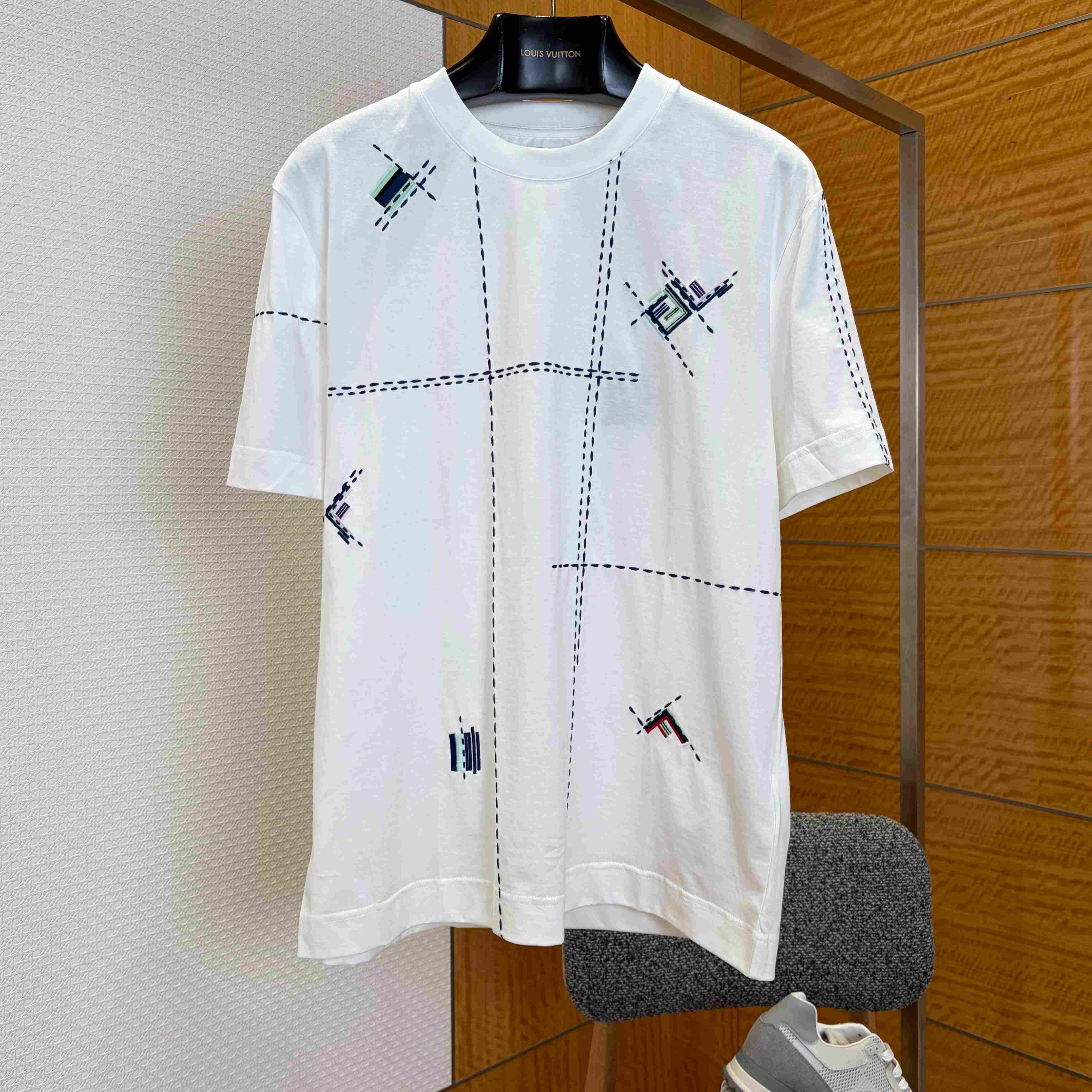 Fendi White Cotton T-shirt - FashionPlug